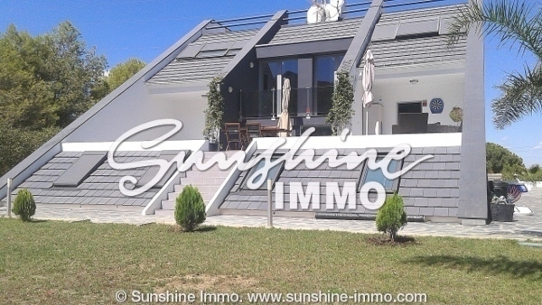 Villa for sale in Alhaurin-De-La-Torre, Malaga