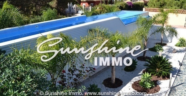 Villa for sale in Alhaurin-De-La-Torre, Malaga