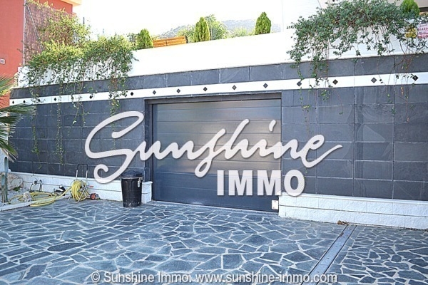 Villa for sale in Alhaurin-De-La-Torre, Malaga