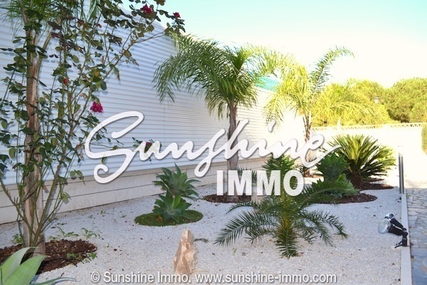 Villa for sale in Alhaurin-De-La-Torre, Malaga