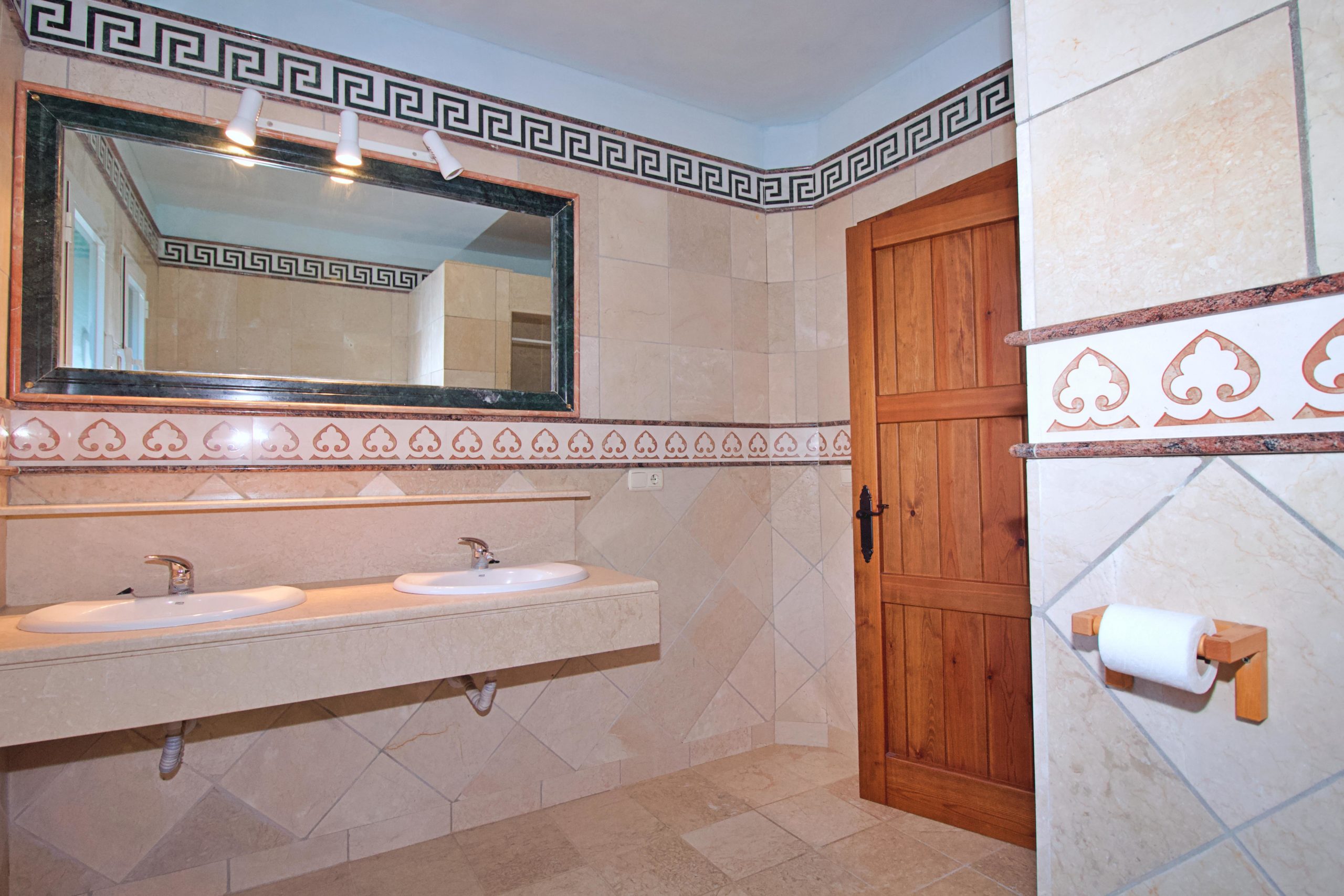 Chalet for sale in Coin, Malaga