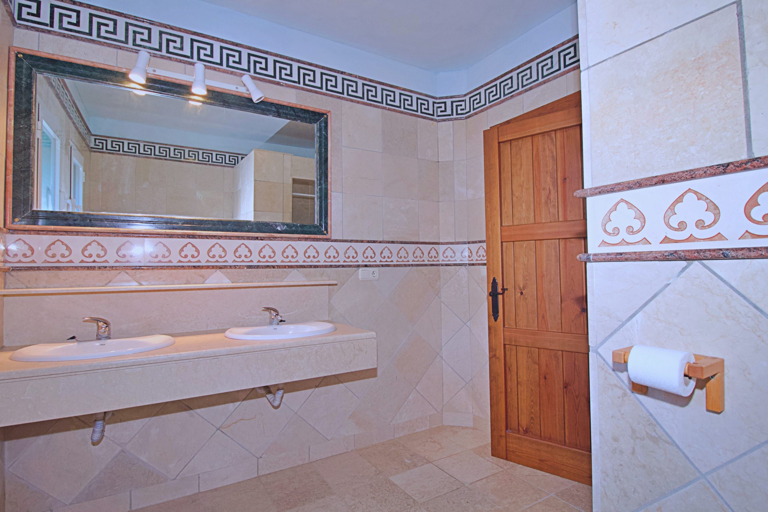 Chalet for sale in Coin, Malaga