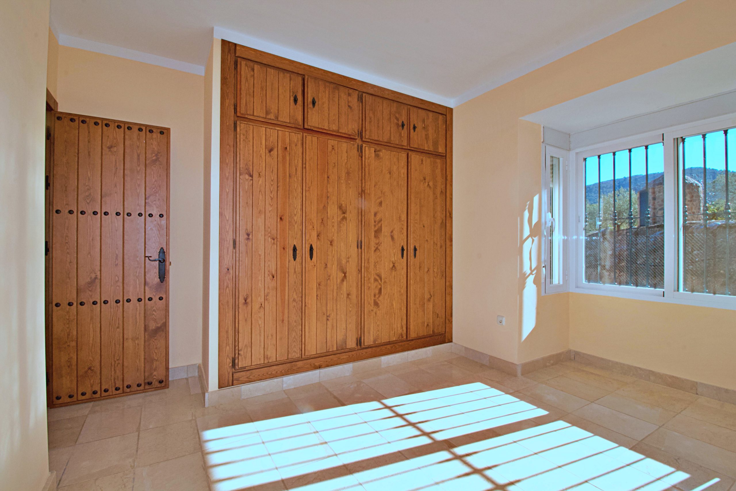 Chalet for sale in Coin, Malaga