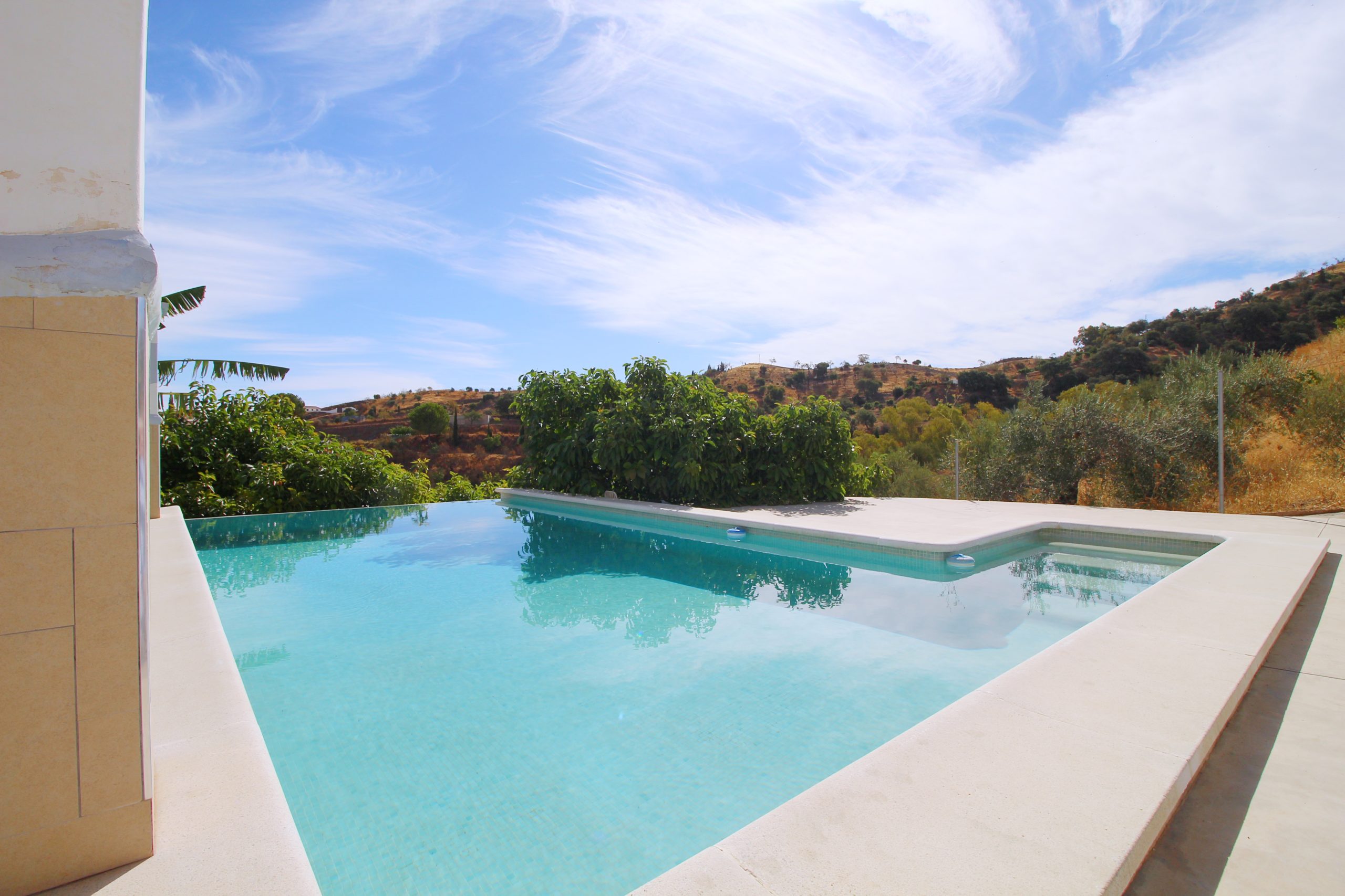 Chalet for sale in Coin, Malaga