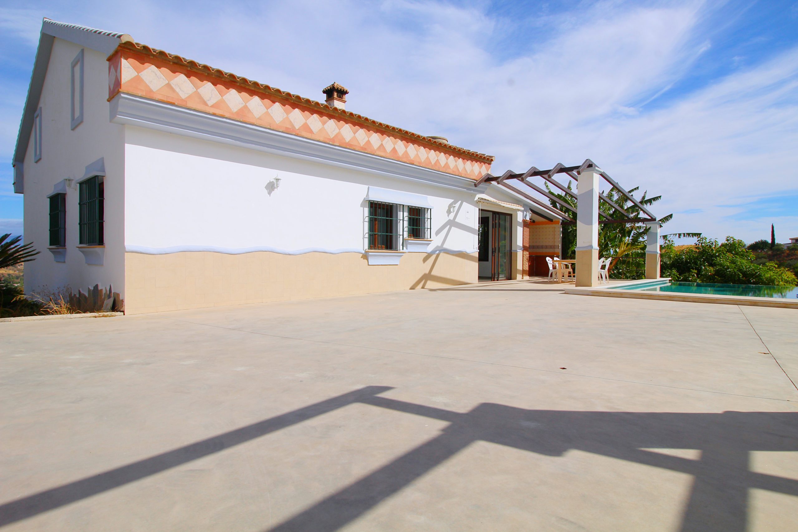 Chalet for sale in Coin, Malaga