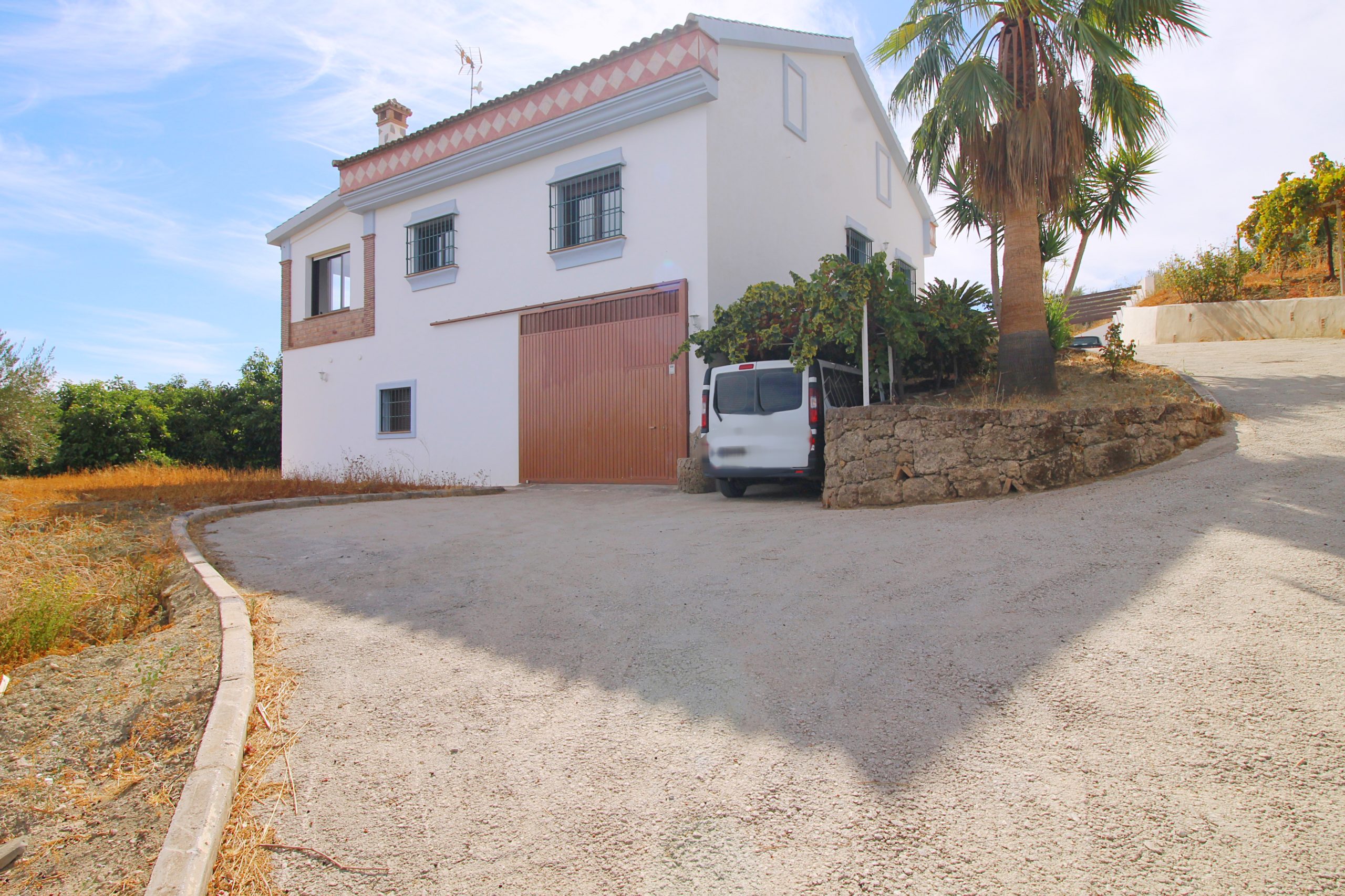 Chalet for sale in Coin, Malaga