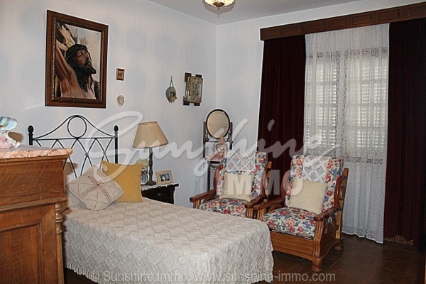 Villa for sale in Coin, Malaga