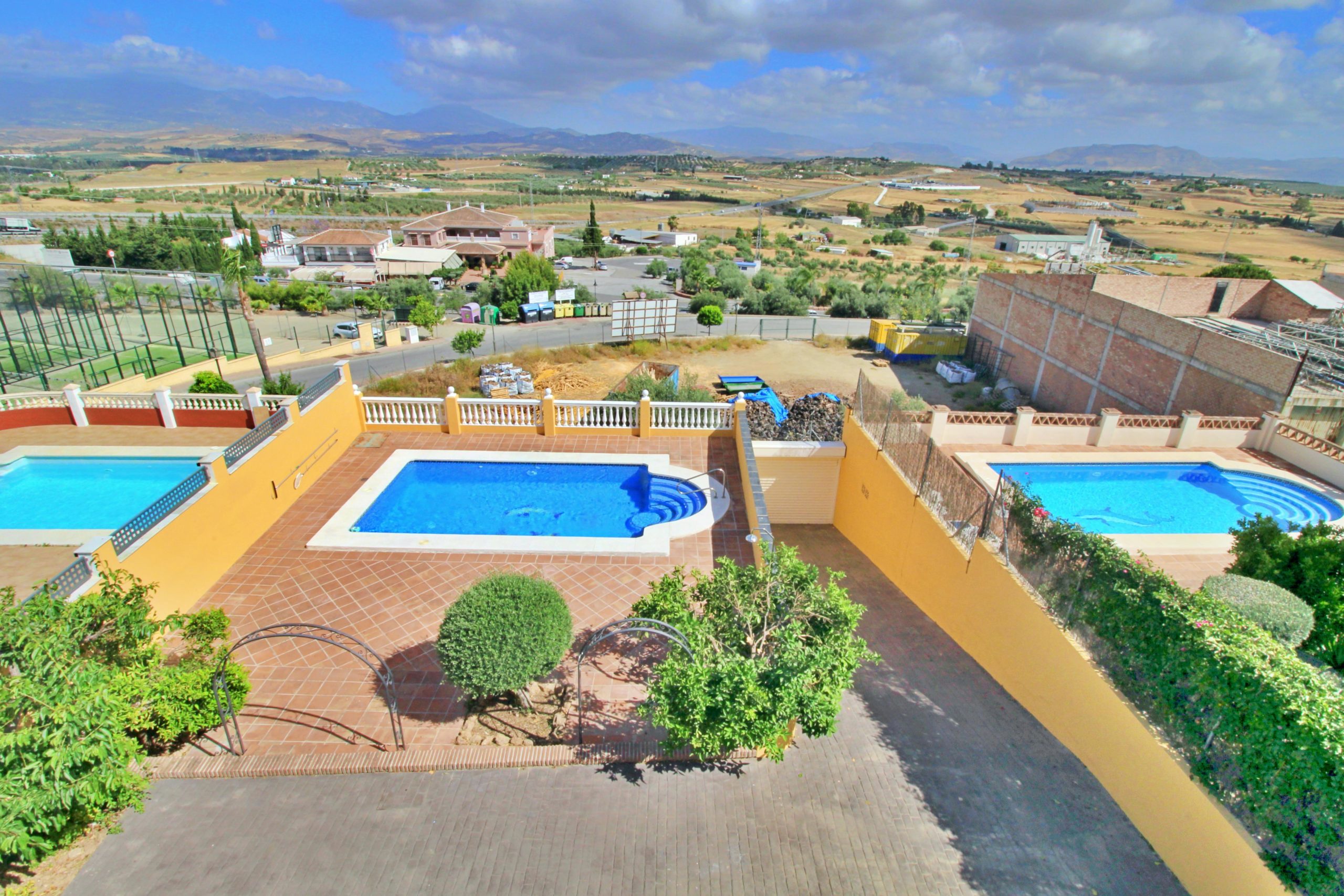 Chalet for sale in Coin, Malaga