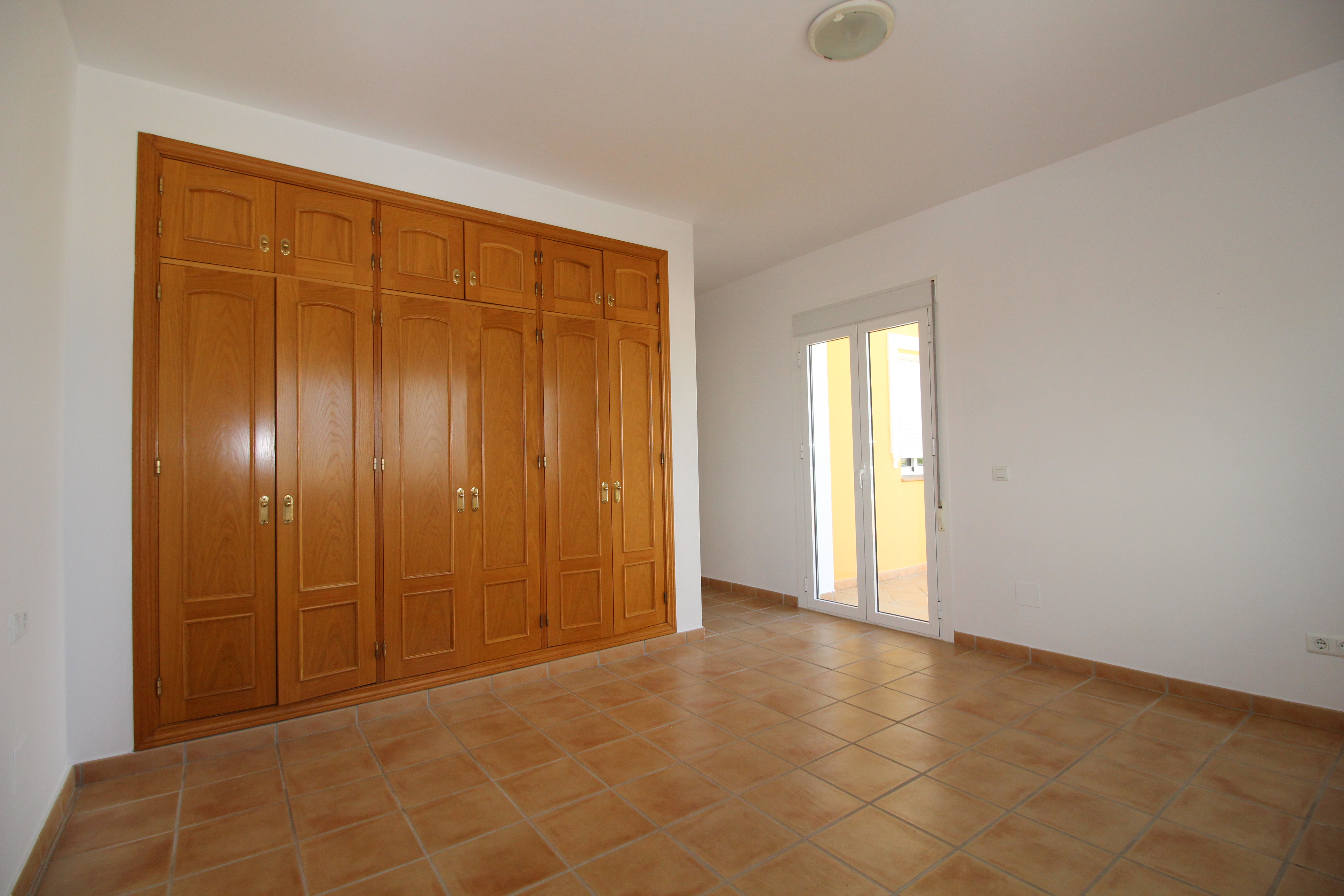 Chalet for sale in Coin, Malaga