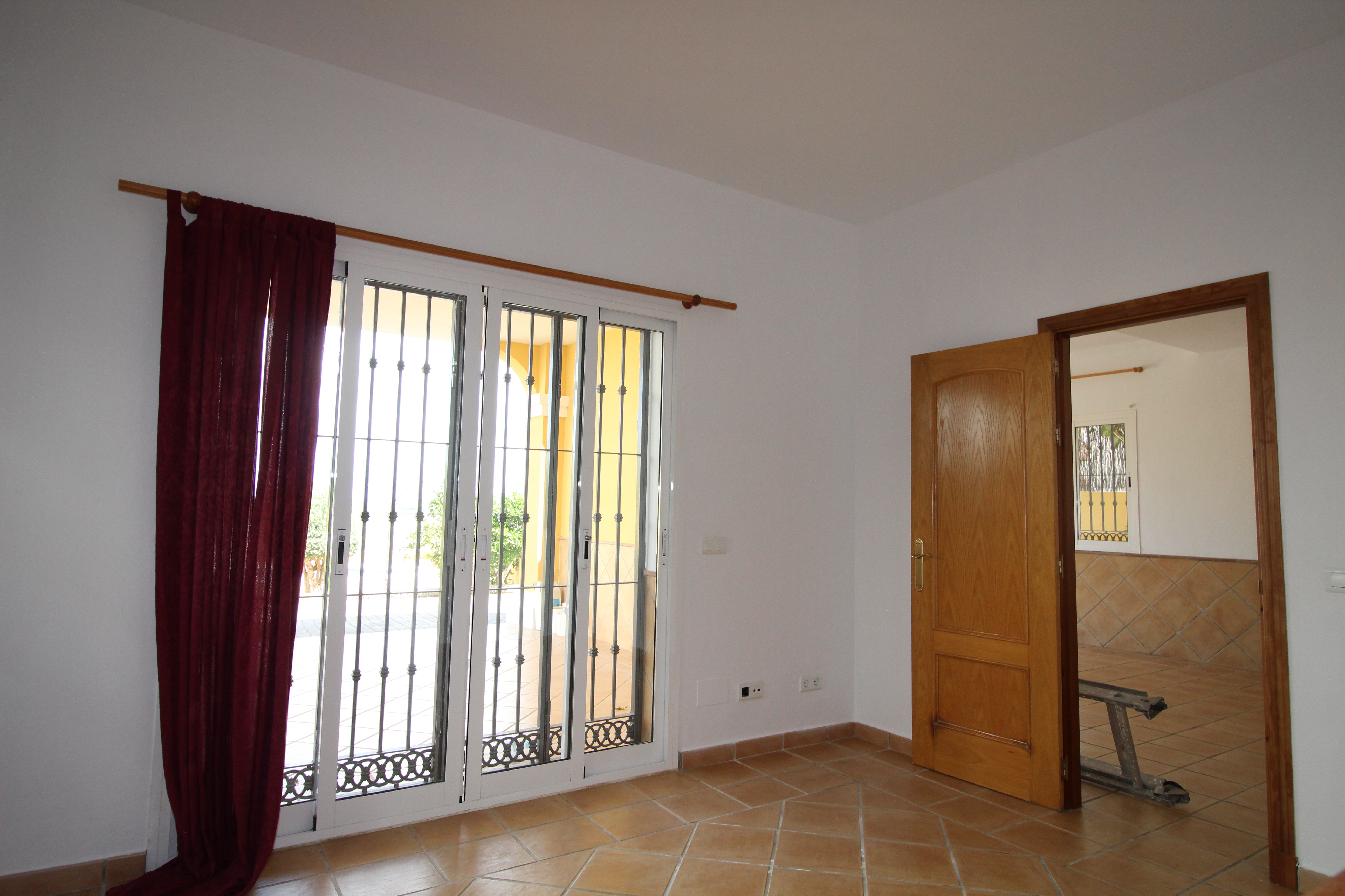Chalet for sale in Coin, Malaga