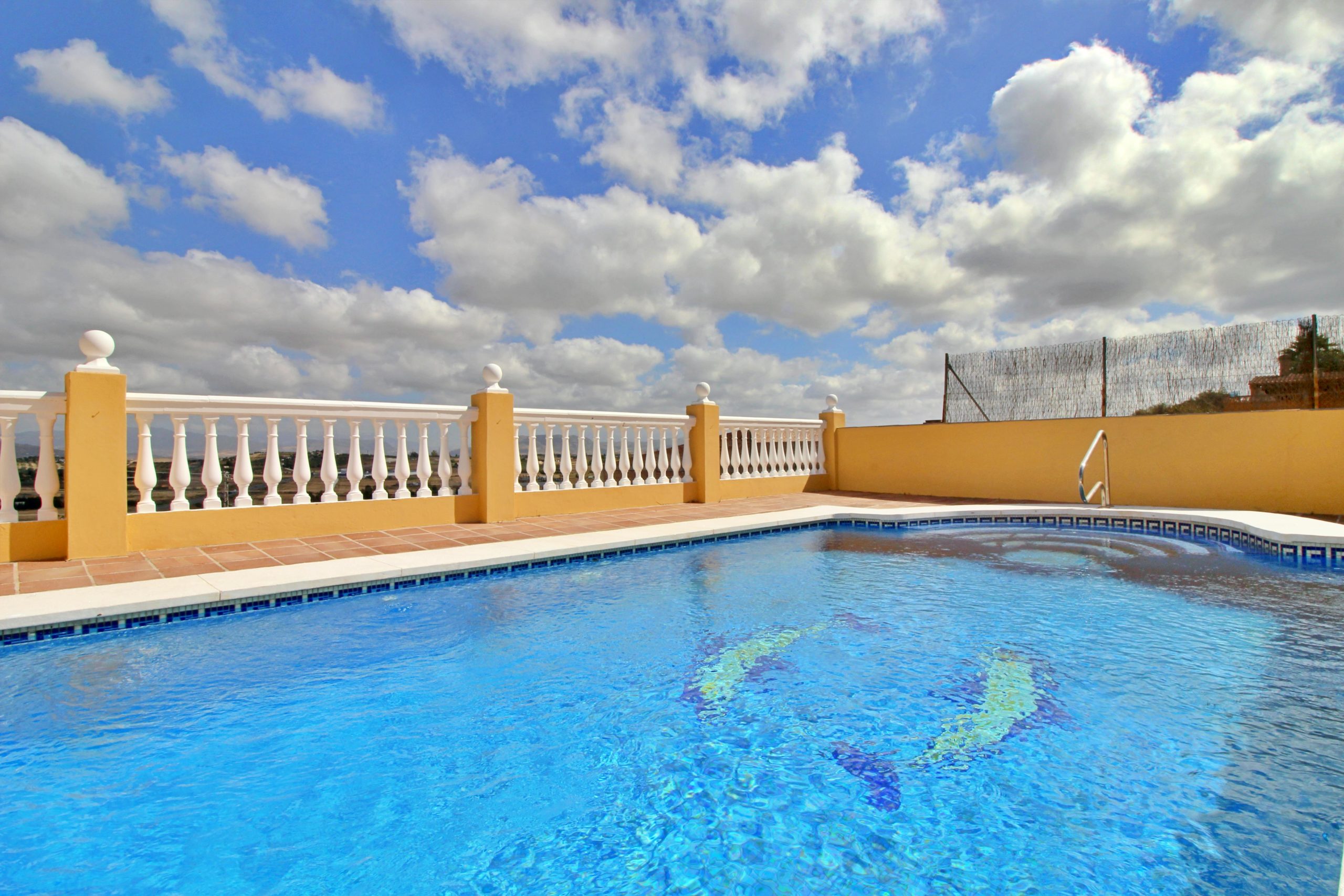 Chalet for sale in Coin, Malaga