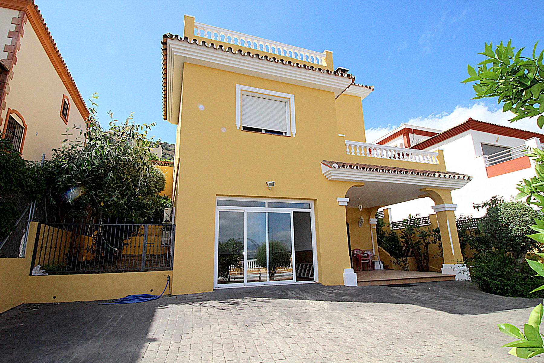 Chalet for sale in Coin, Malaga