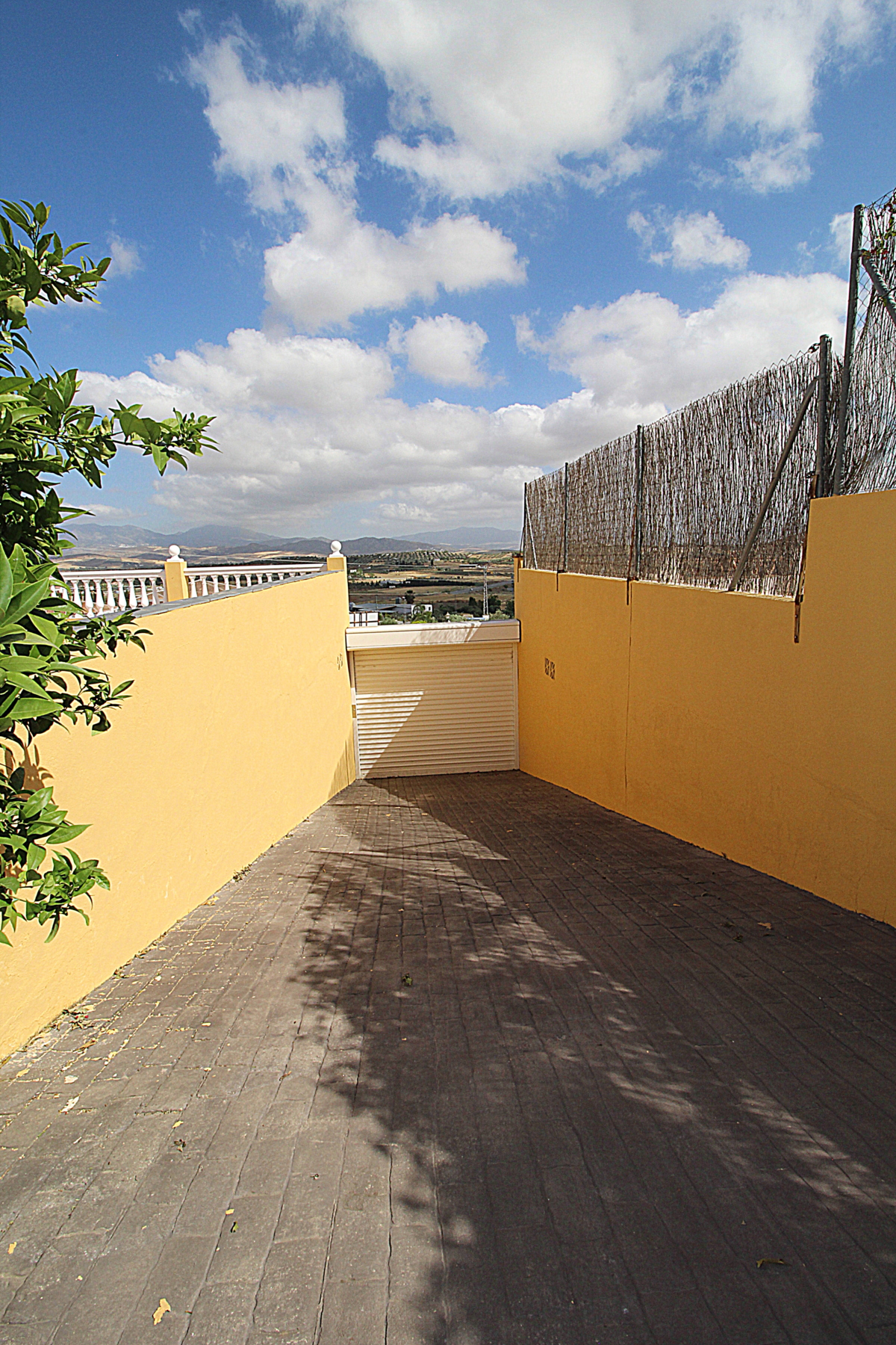 Chalet for sale in Coin, Malaga