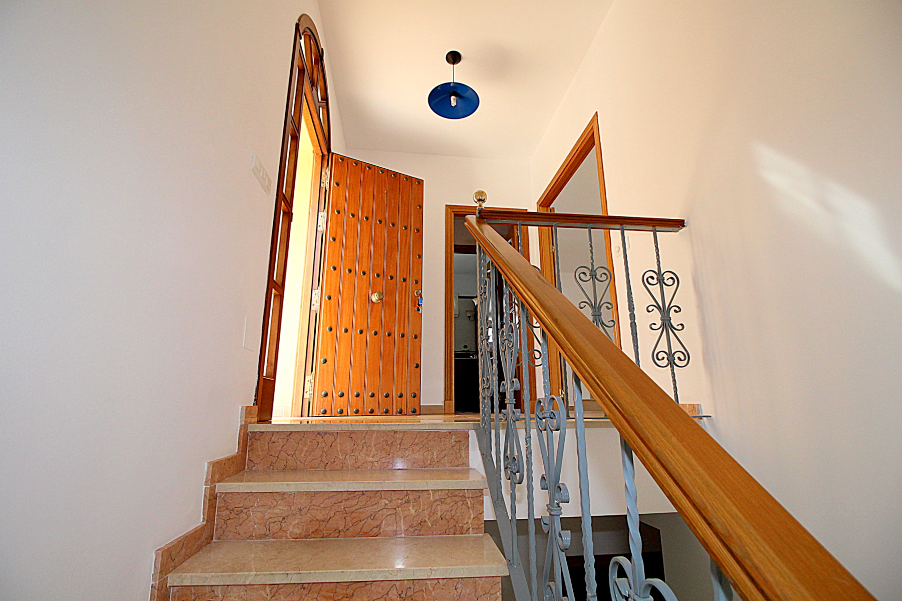 Chalet for sale in Coin, Malaga