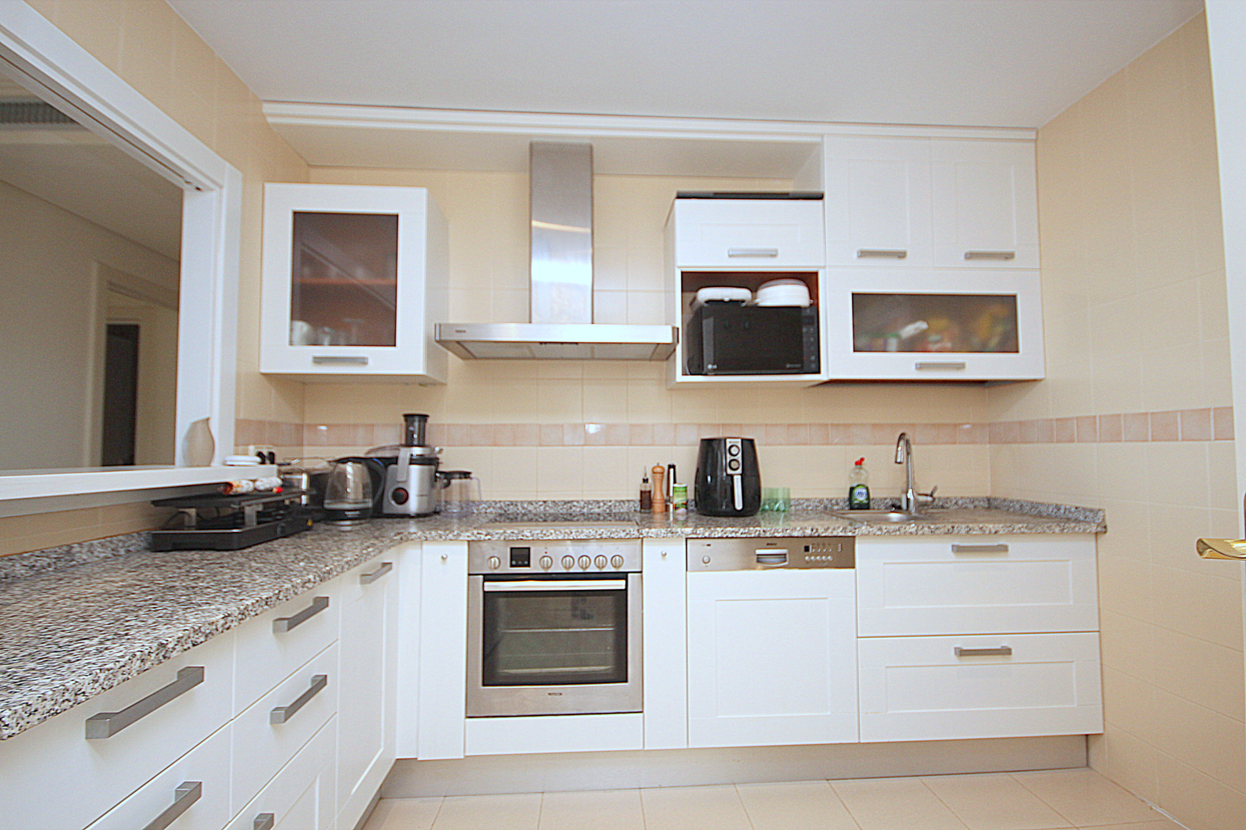 Apartamento for sale in Benahavis, Malaga