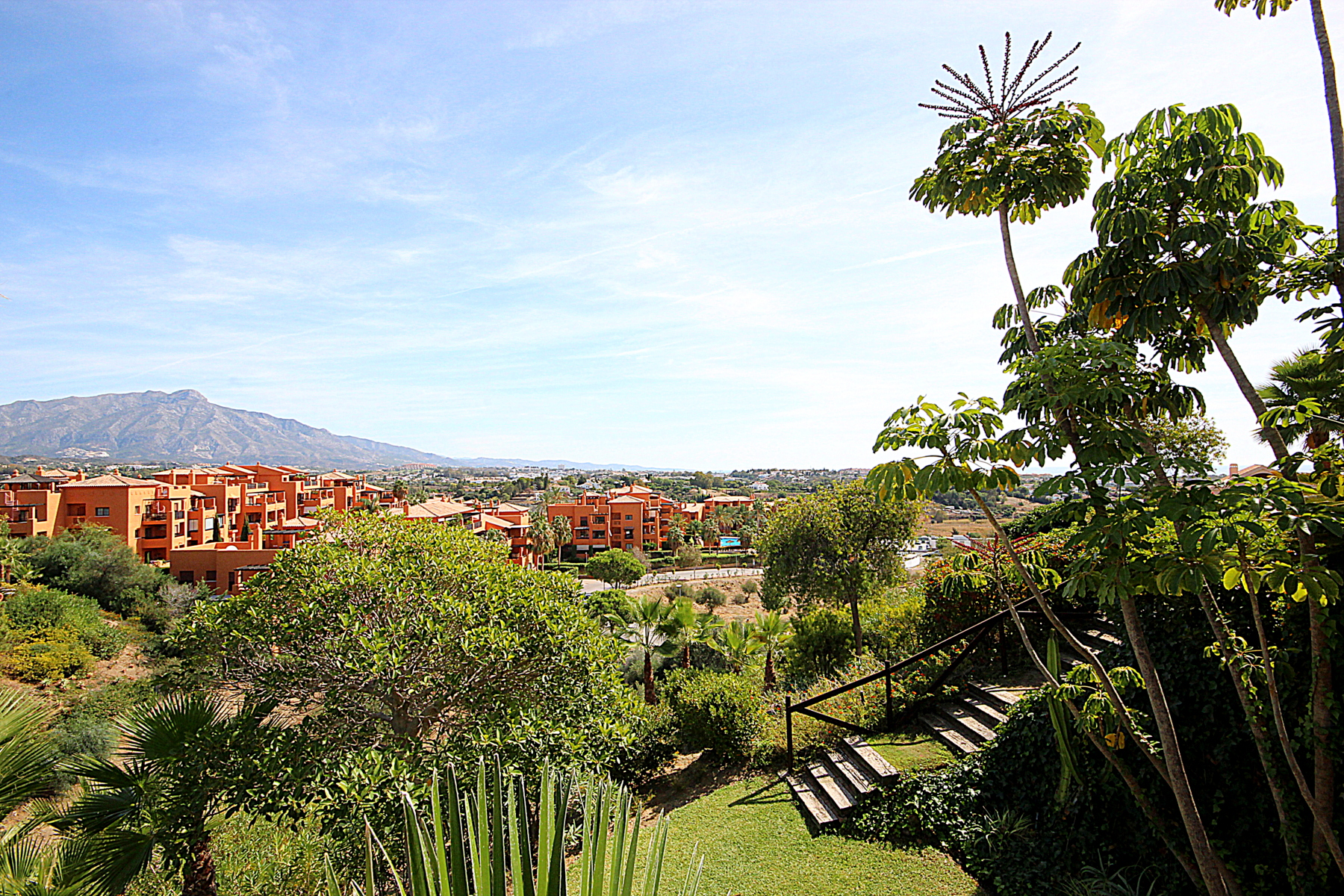 Apartamento for sale in Benahavis, Malaga