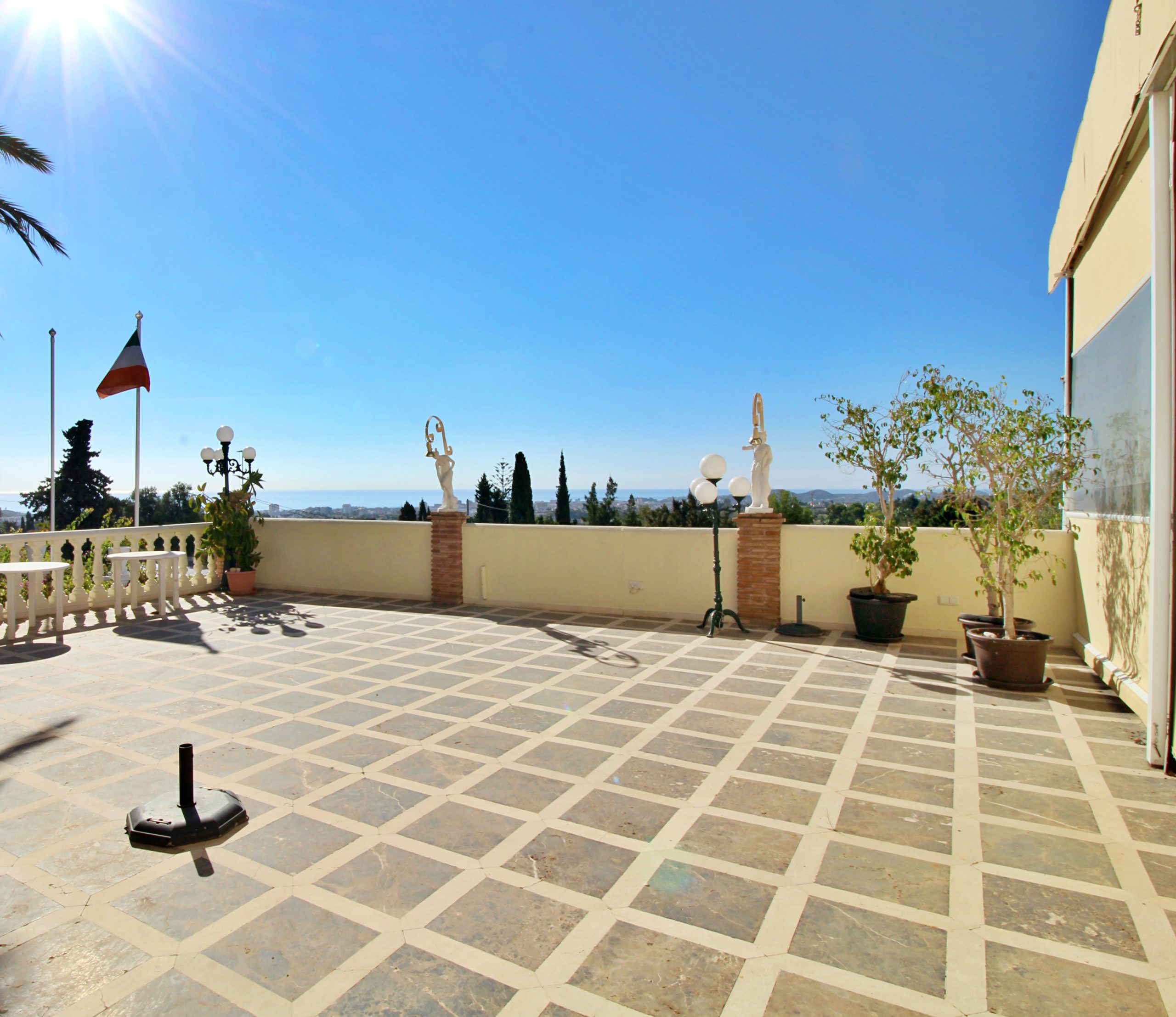 Comercial for sale in Mijas-Costa, Malaga