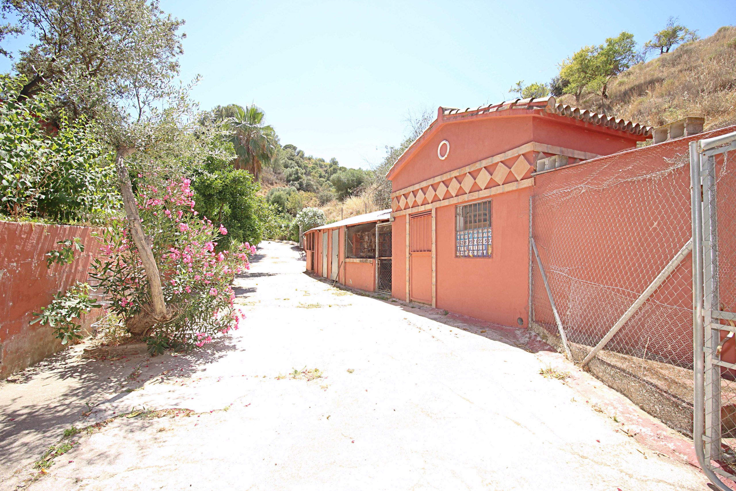 Finca for sale in Monda, Malaga