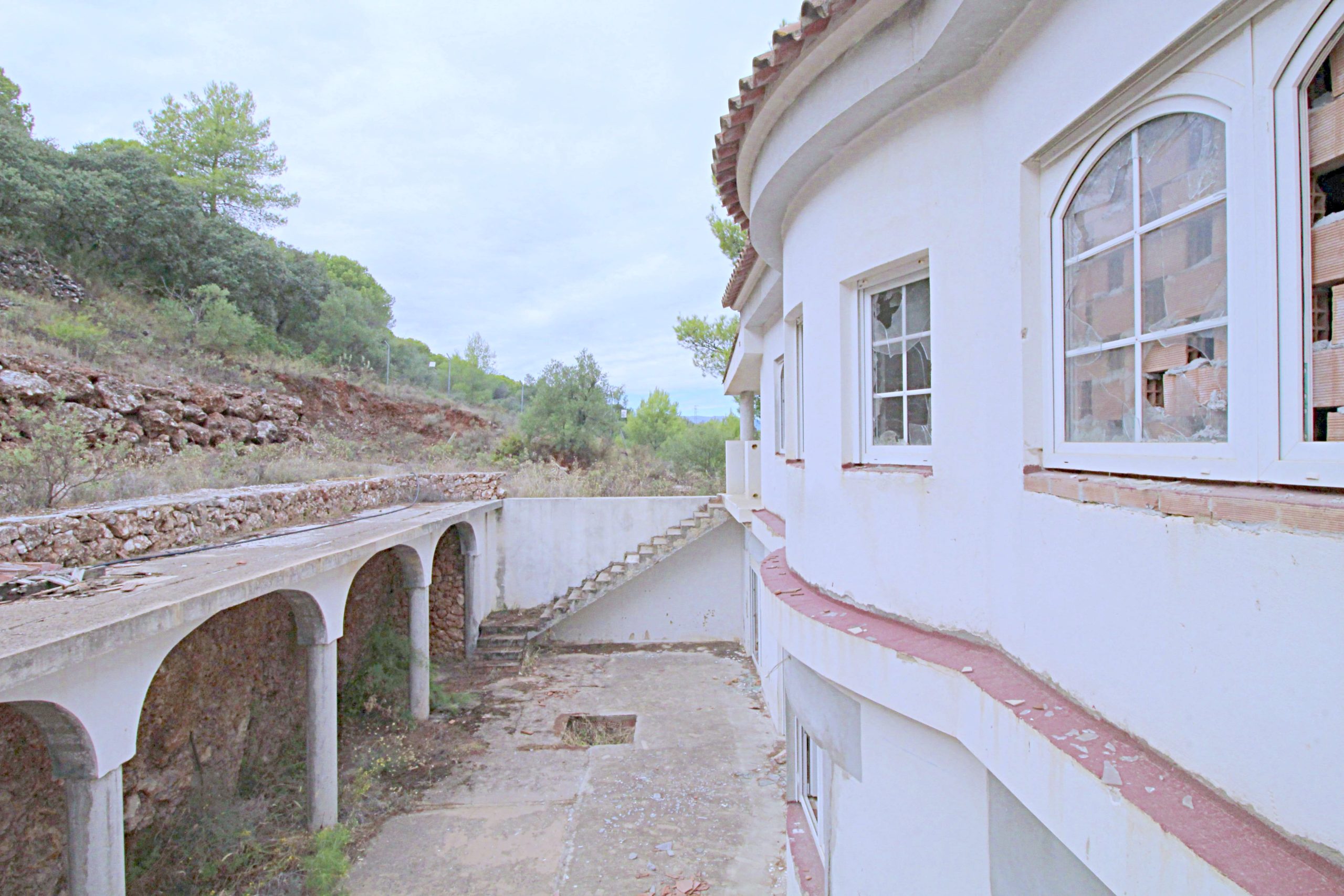 Villa for sale in Alhaurin-El-Grande, Malaga