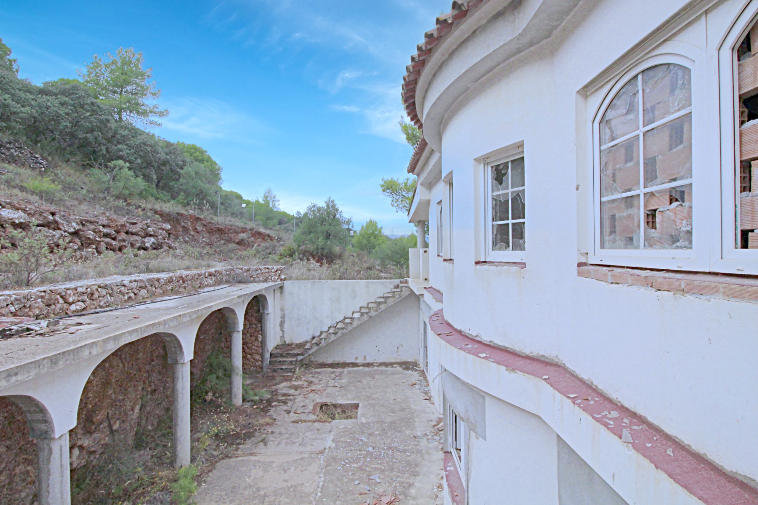 Villa for sale in Alhaurin-El-Grande, Malaga