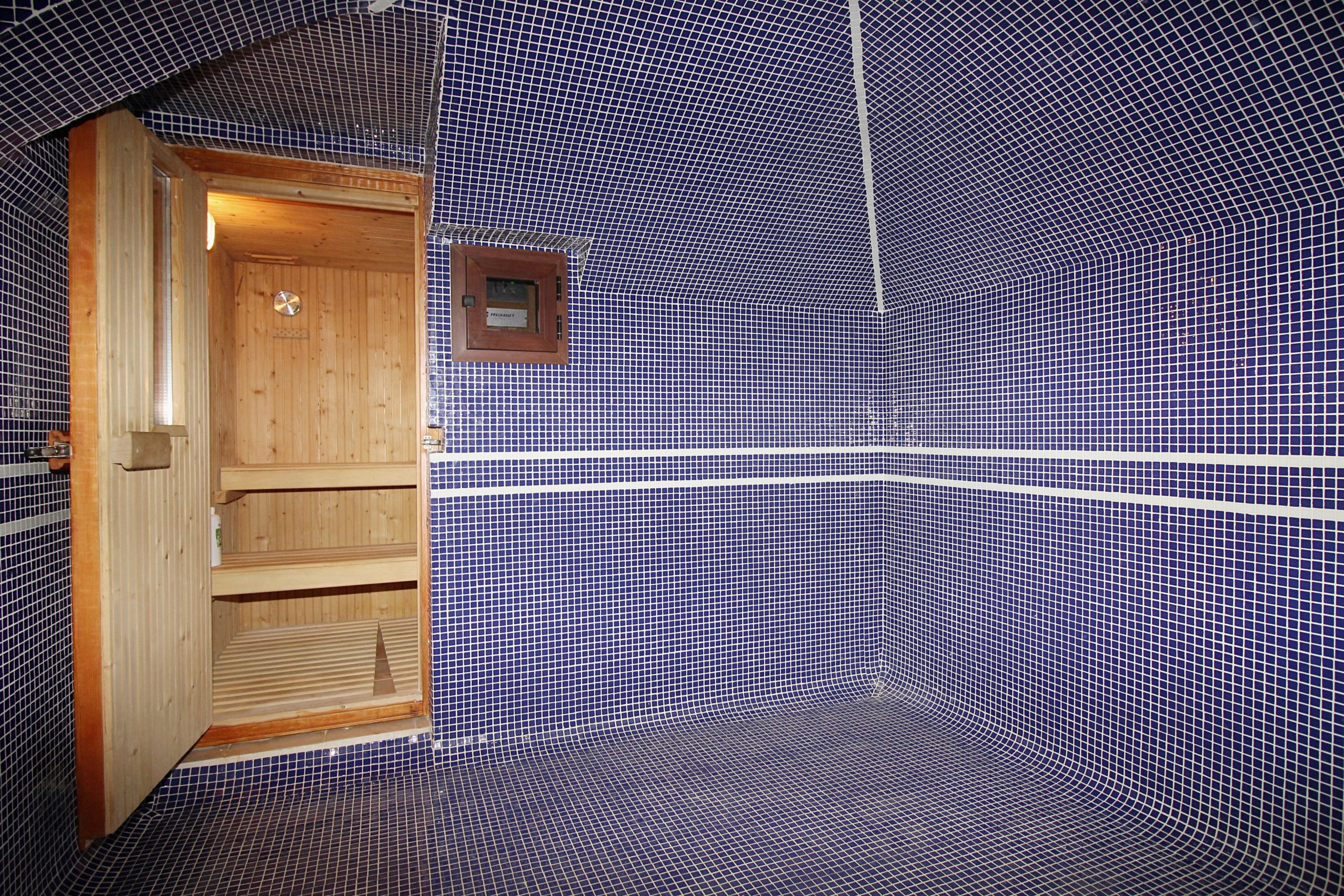 Villa for sale in Alhaurin-El-Grande, Malaga