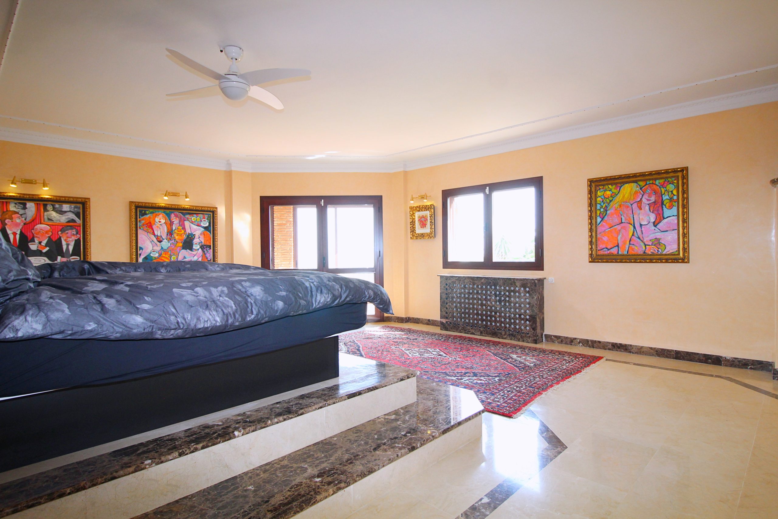 Villa for sale in Alhaurin-El-Grande, Malaga