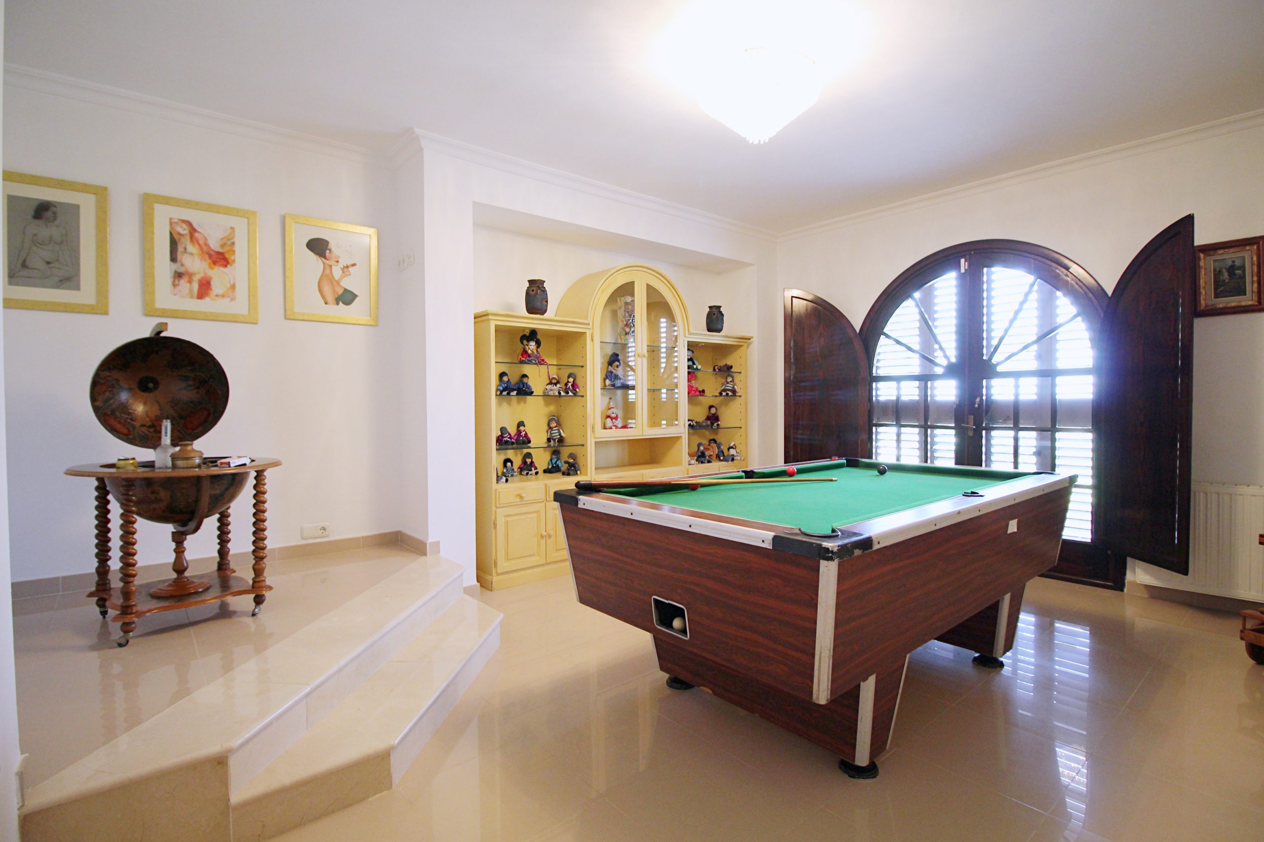 Villa for sale in Alhaurin-El-Grande, Malaga