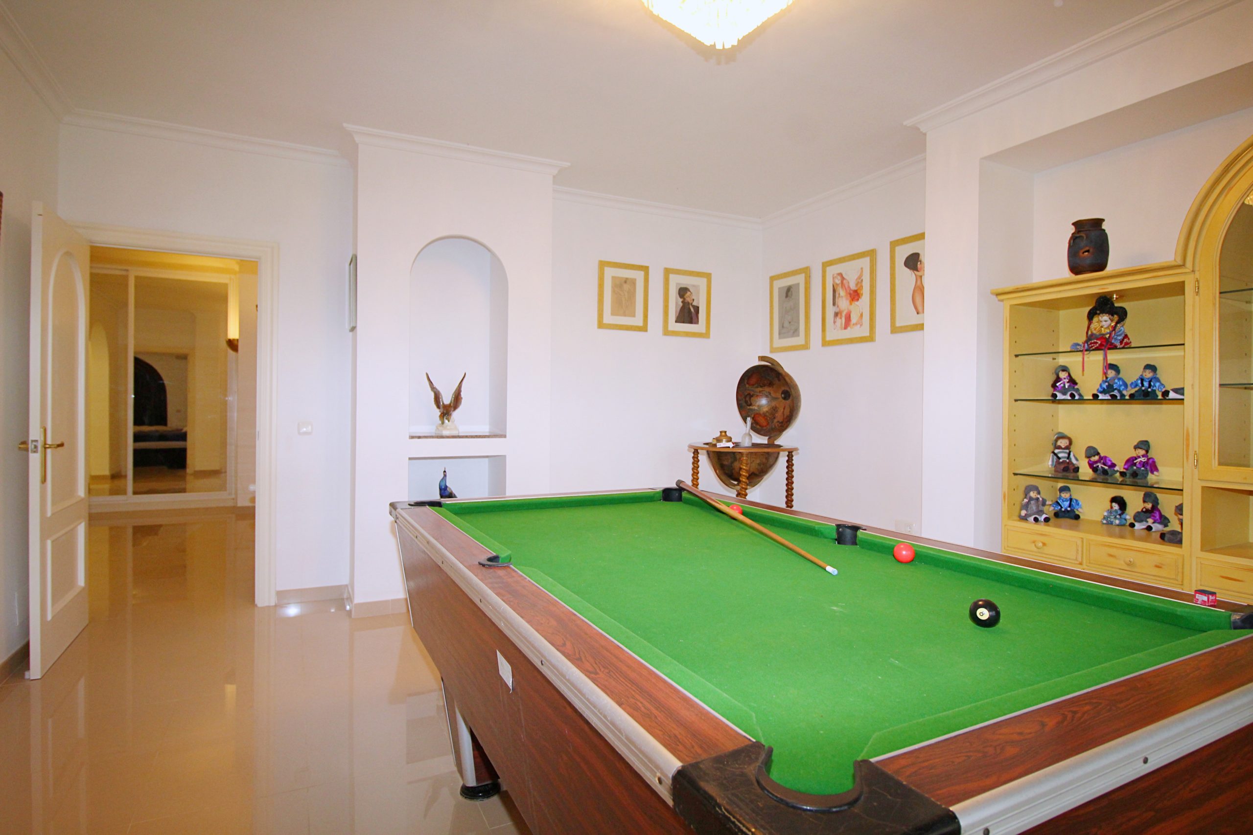 Villa for sale in Alhaurin-El-Grande, Malaga