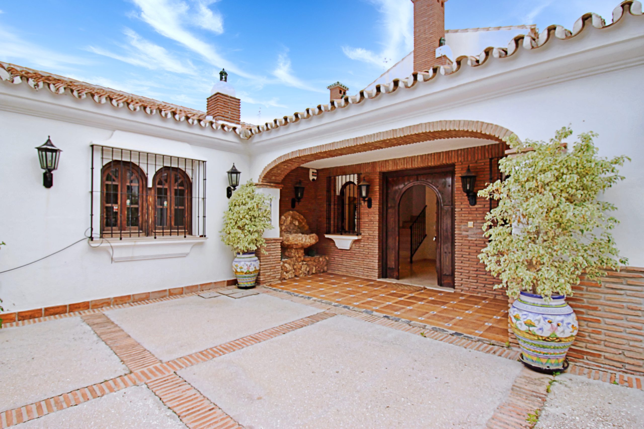 Villa for sale in Alhaurin-El-Grande, Malaga