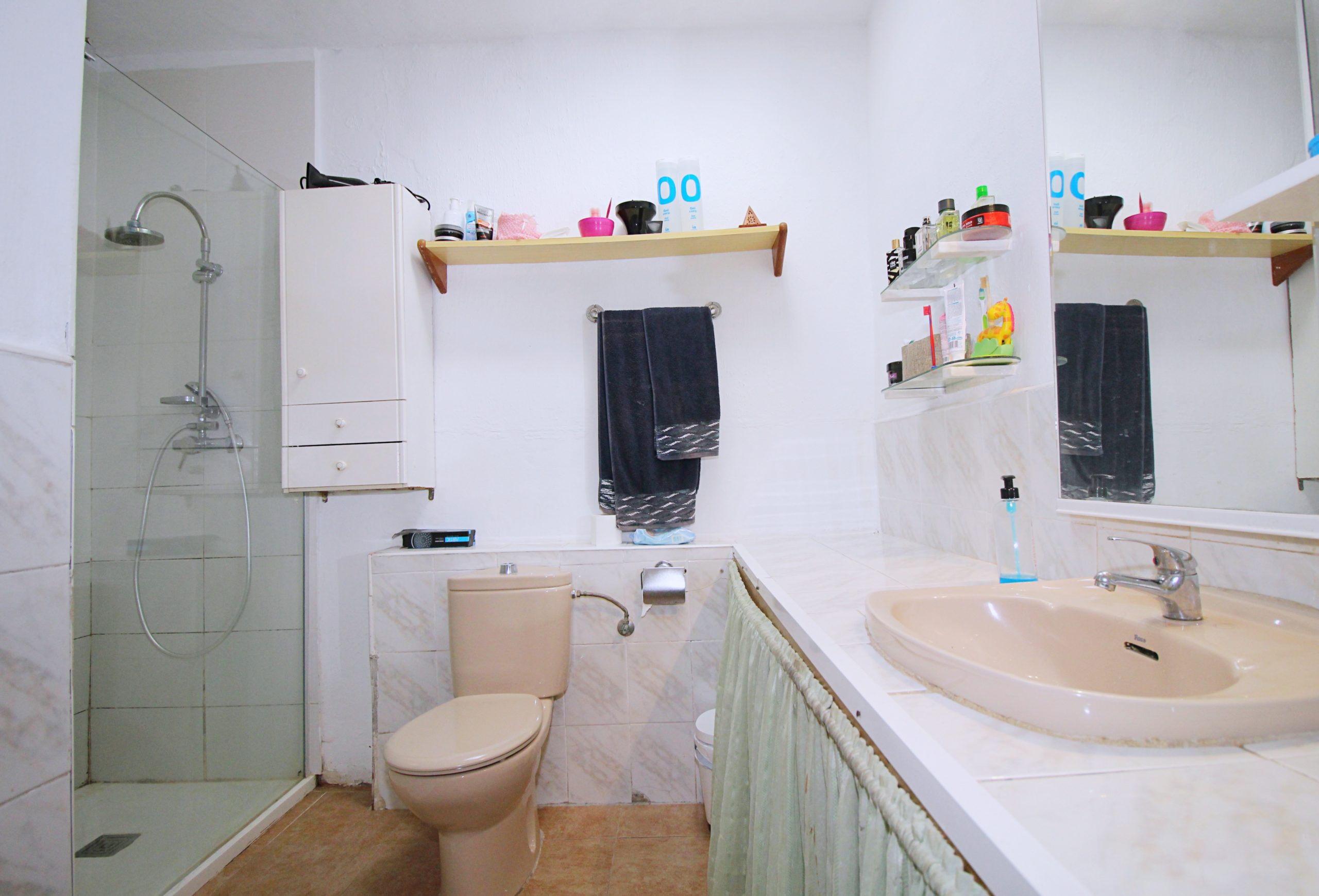 Villa for sale in Alhaurin-De-La-Torre, Malaga