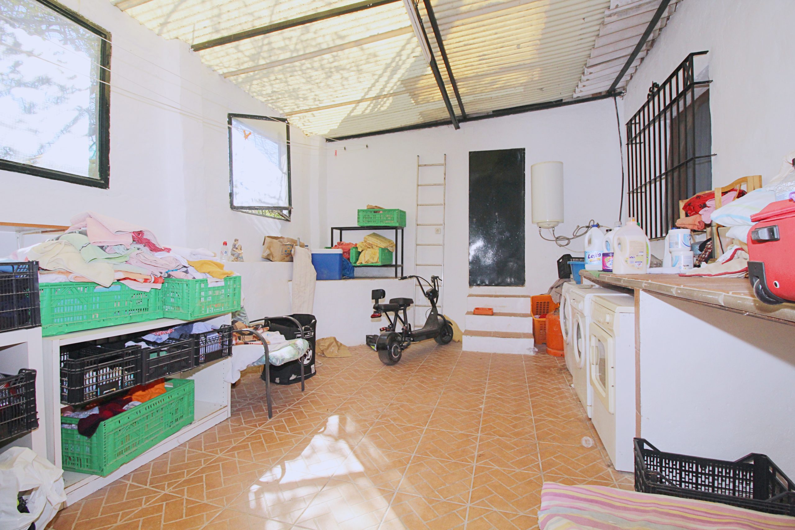 Villa for sale in Alhaurin-De-La-Torre, Malaga