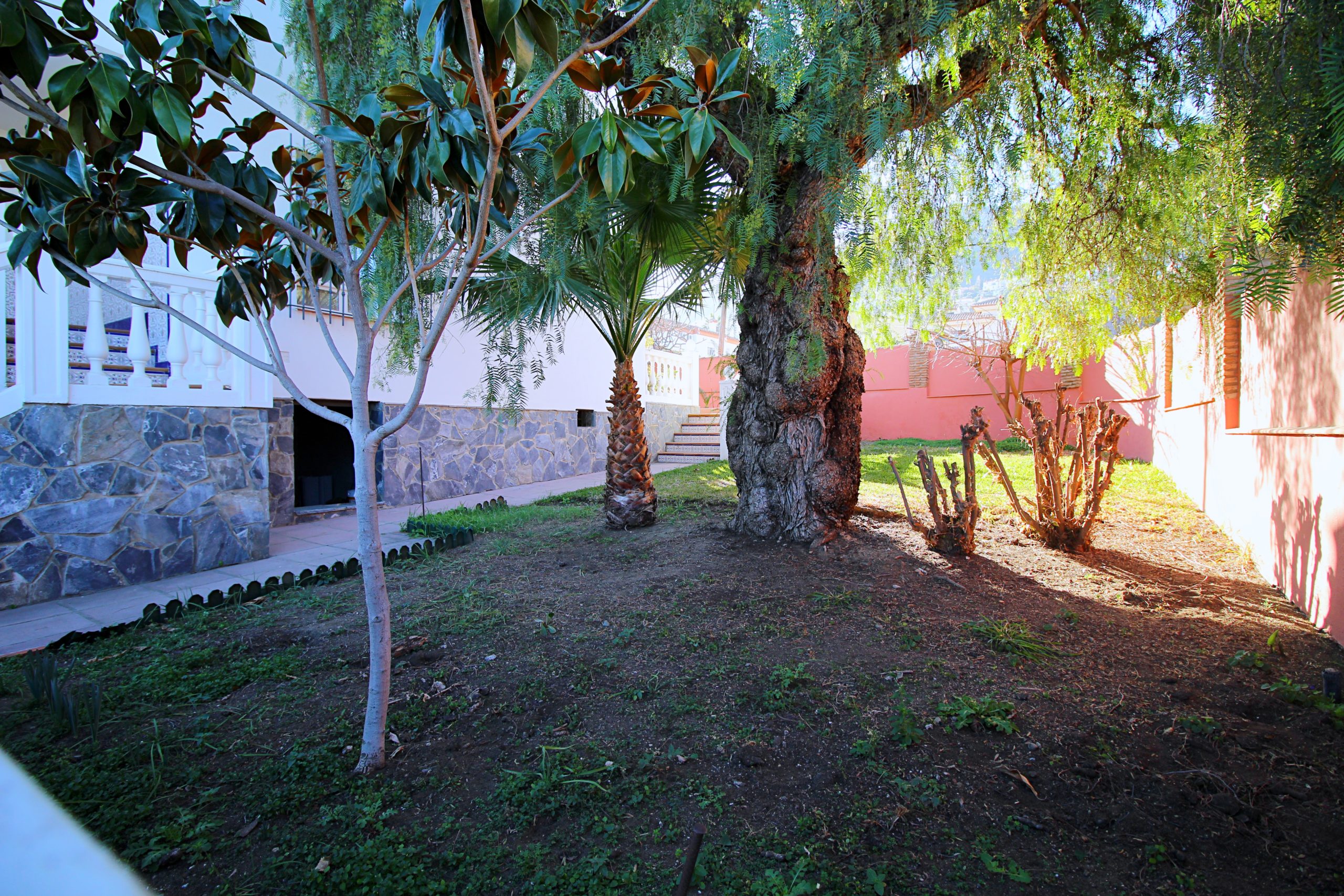 Villa for sale in Alhaurin-De-La-Torre, Malaga