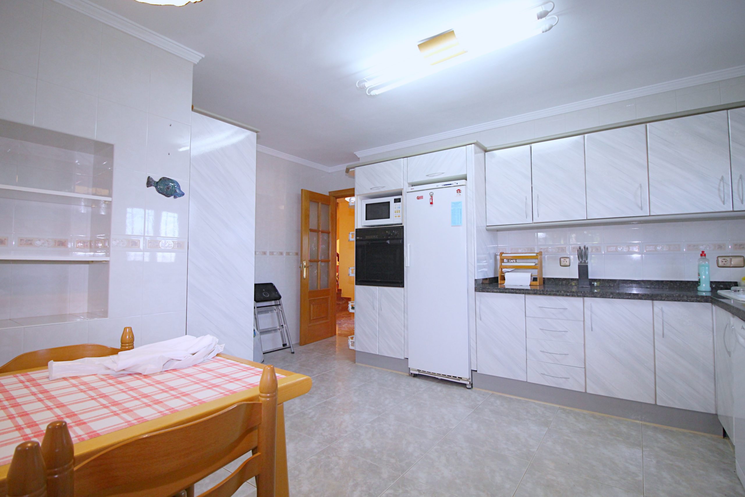Villa for sale in Alhaurin-De-La-Torre, Malaga
