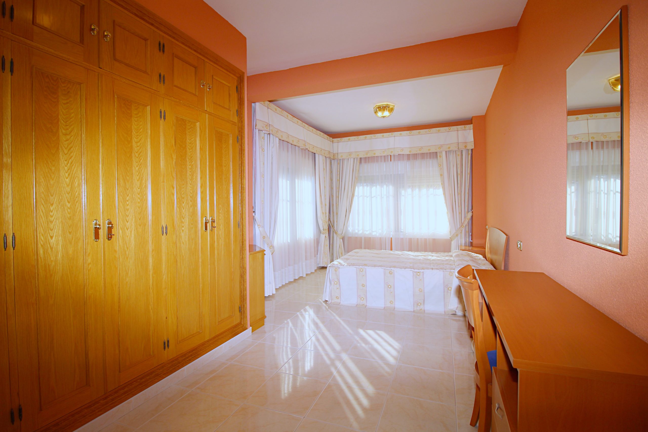 Villa for sale in Alhaurin-De-La-Torre, Malaga