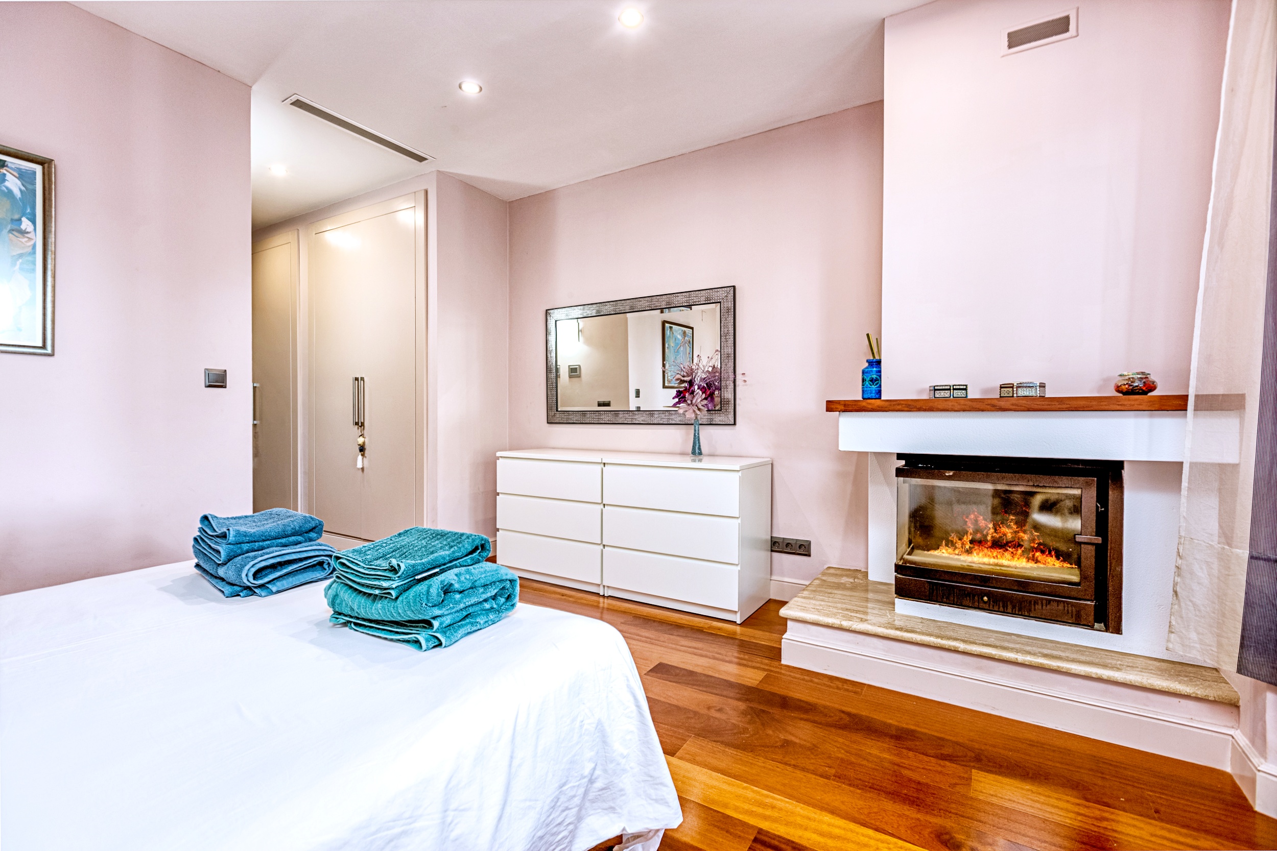 Villa for sale in Alhaurin-De-La-Torre, Malaga