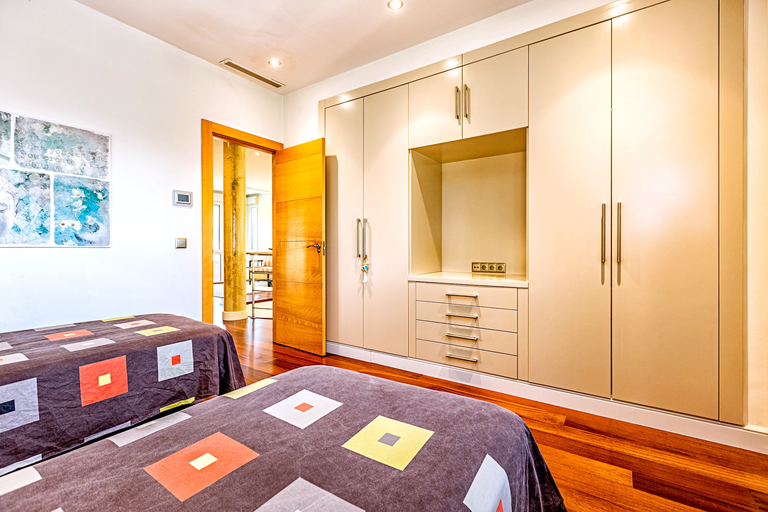 Villa for sale in Alhaurin-De-La-Torre, Malaga