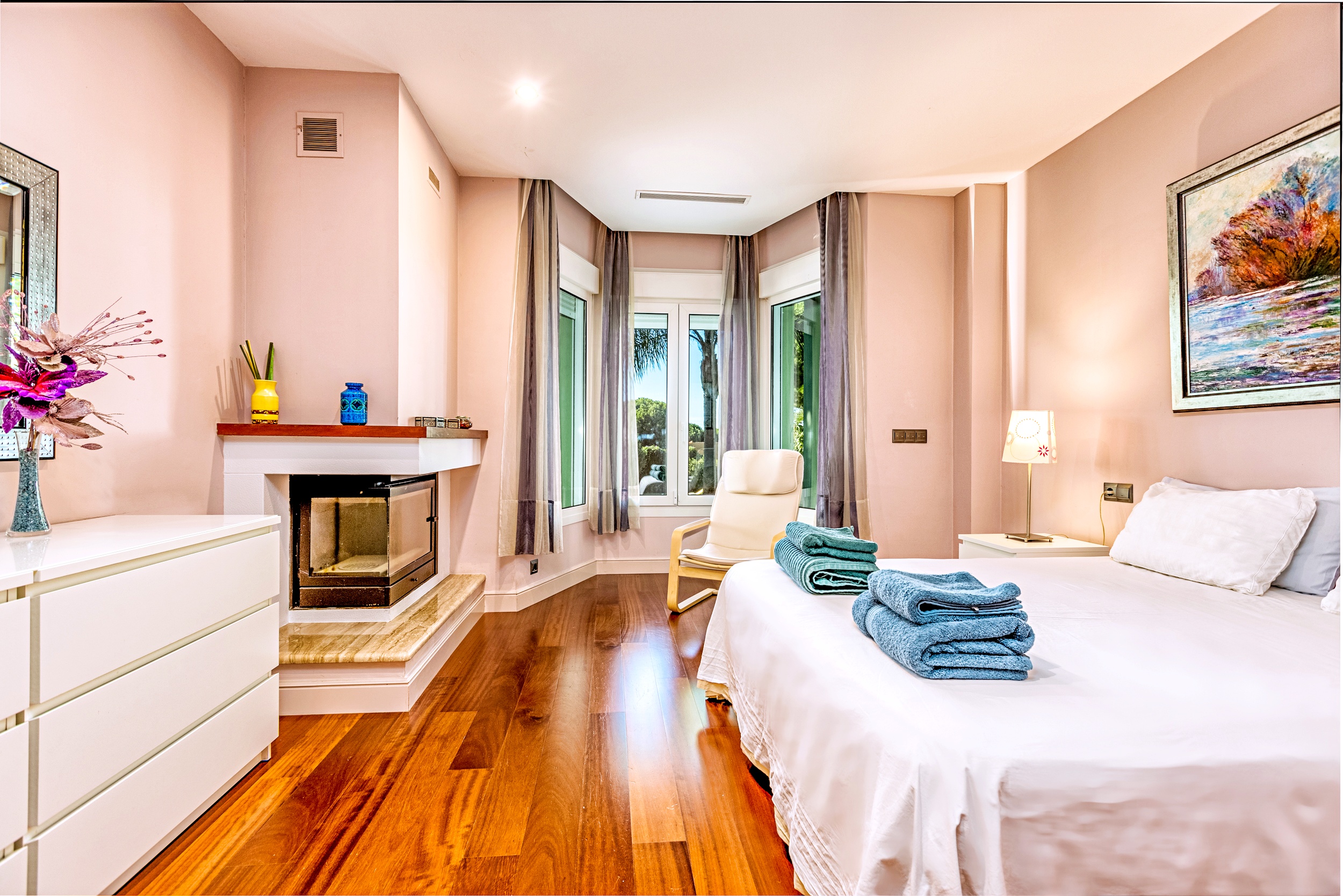 Villa for sale in Alhaurin-De-La-Torre, Malaga