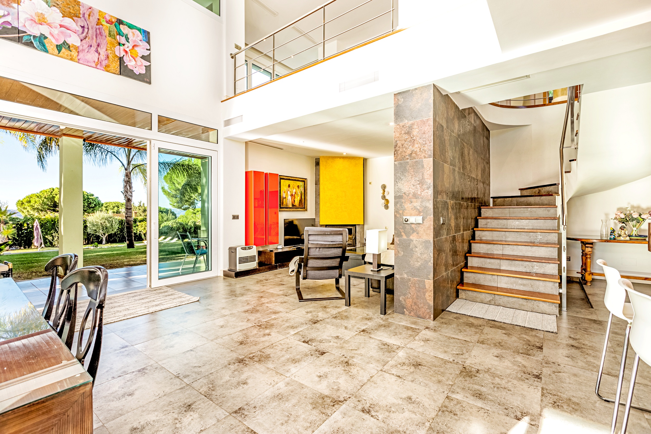 Villa for sale in Alhaurin-De-La-Torre, Malaga