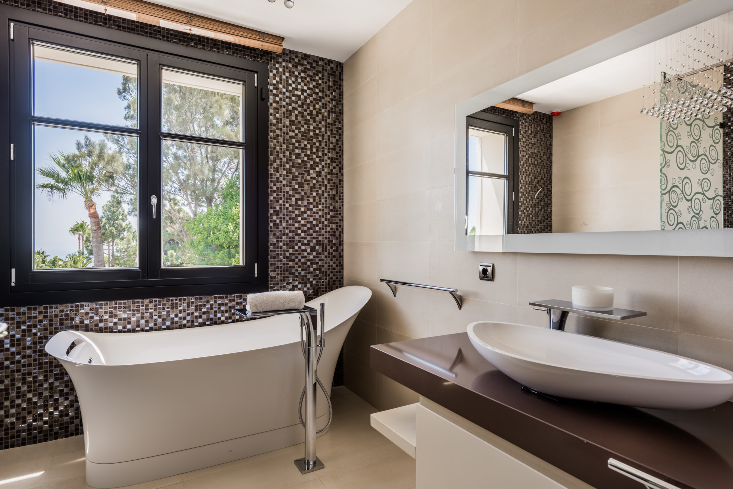 Villa for sale in Las-Chapas-Marbella, Malaga