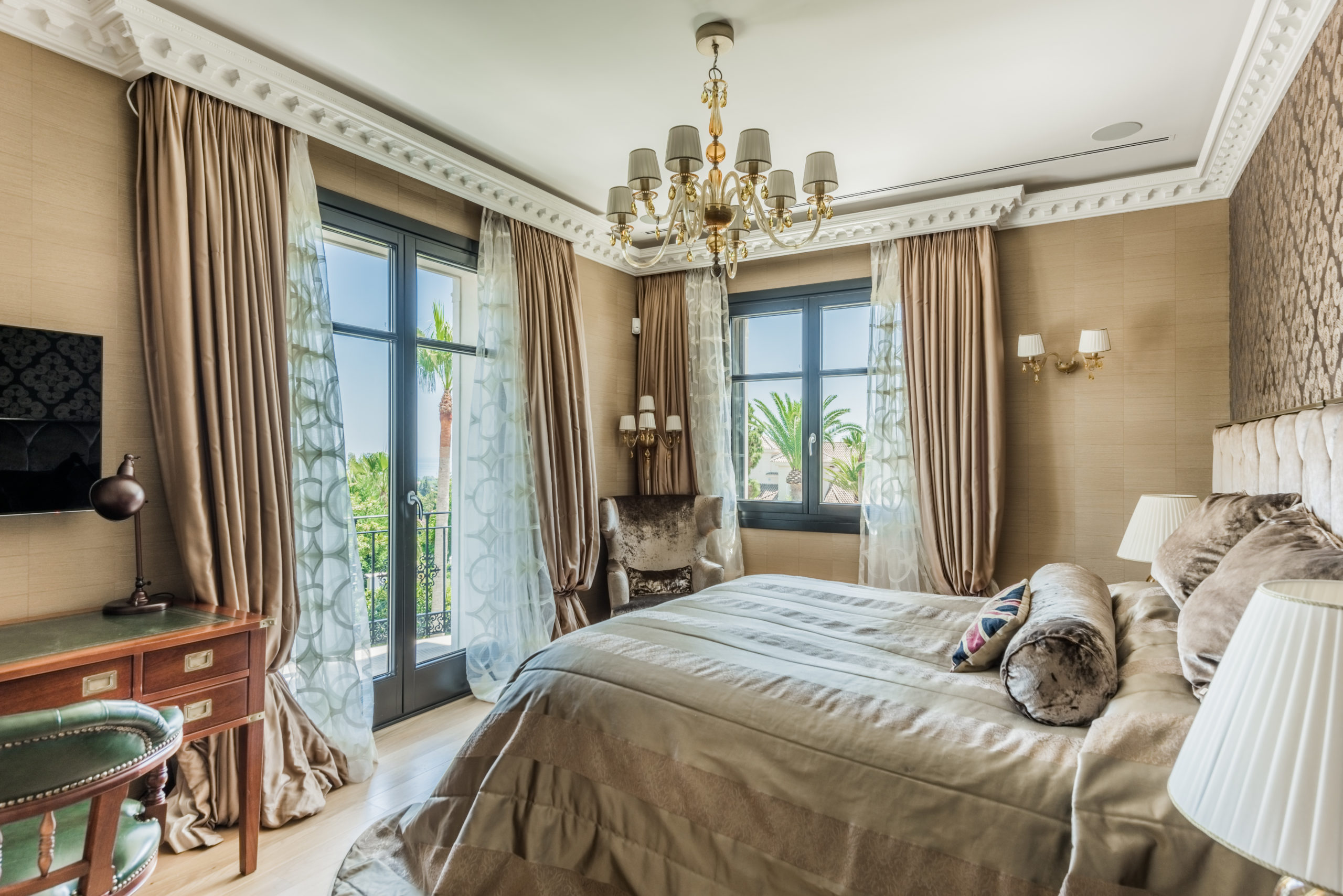 Villa for sale in Las-Chapas-Marbella, Malaga