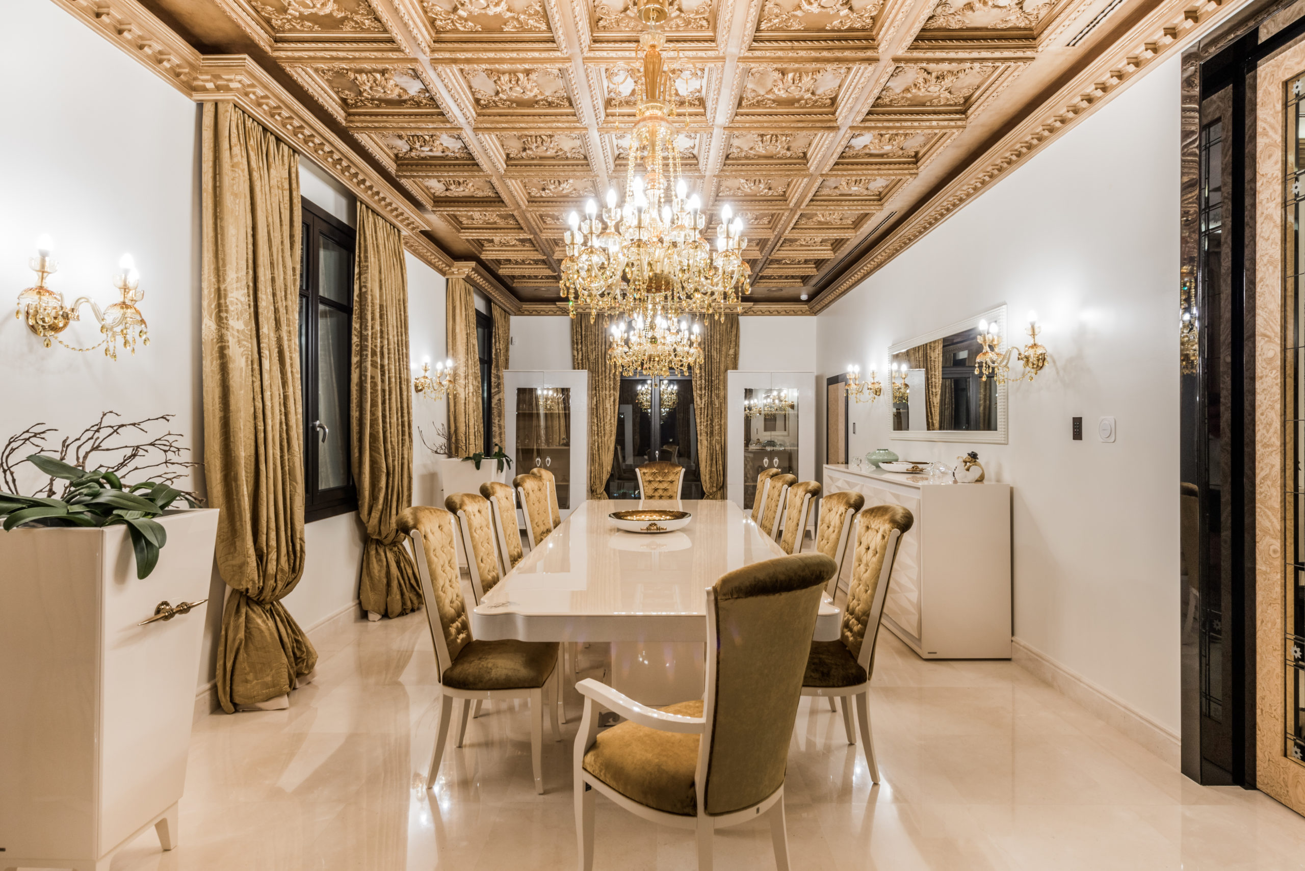 Villa for sale in Las-Chapas-Marbella, Malaga