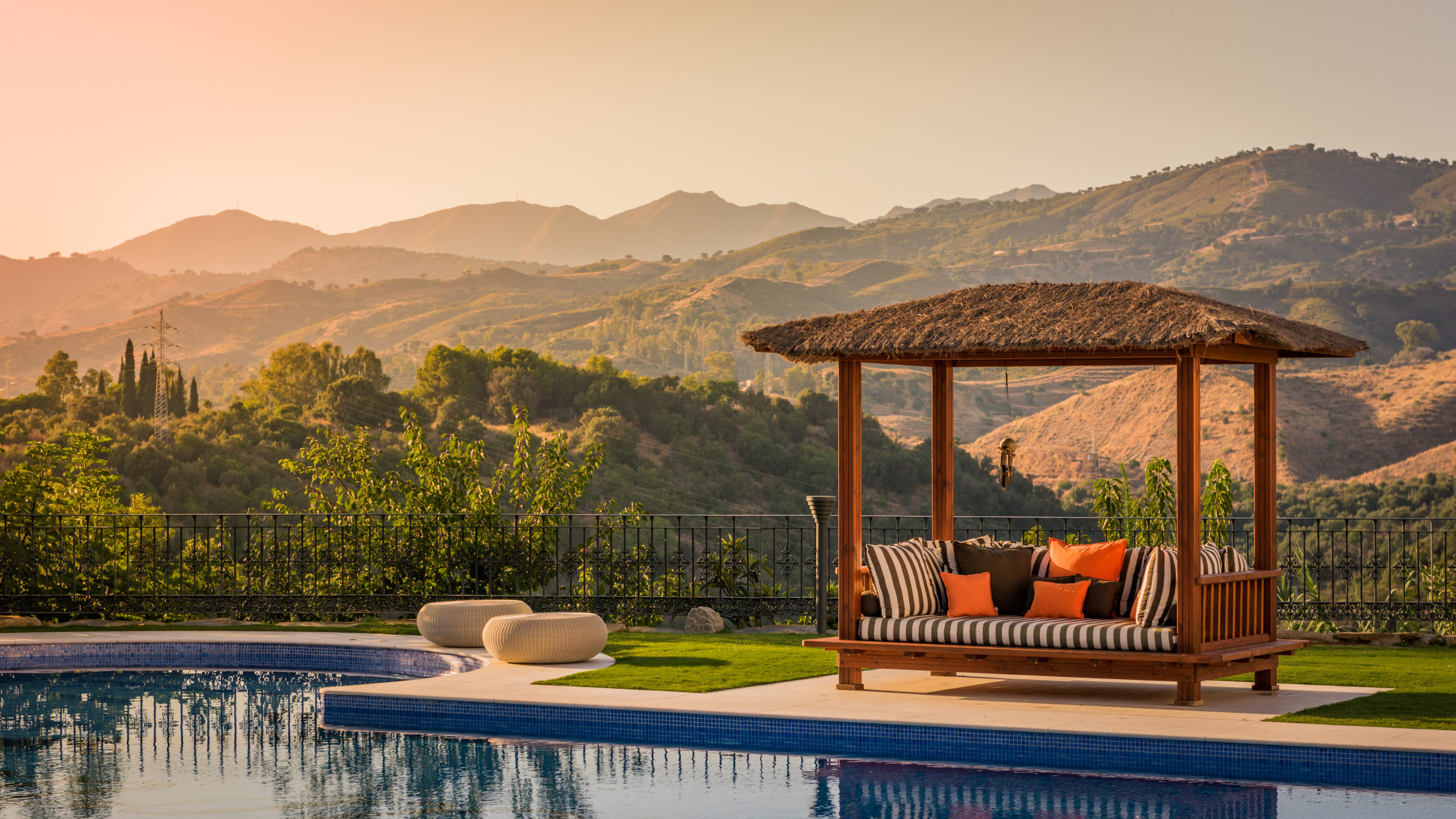 Villa for sale in Las-Chapas-Marbella, Malaga