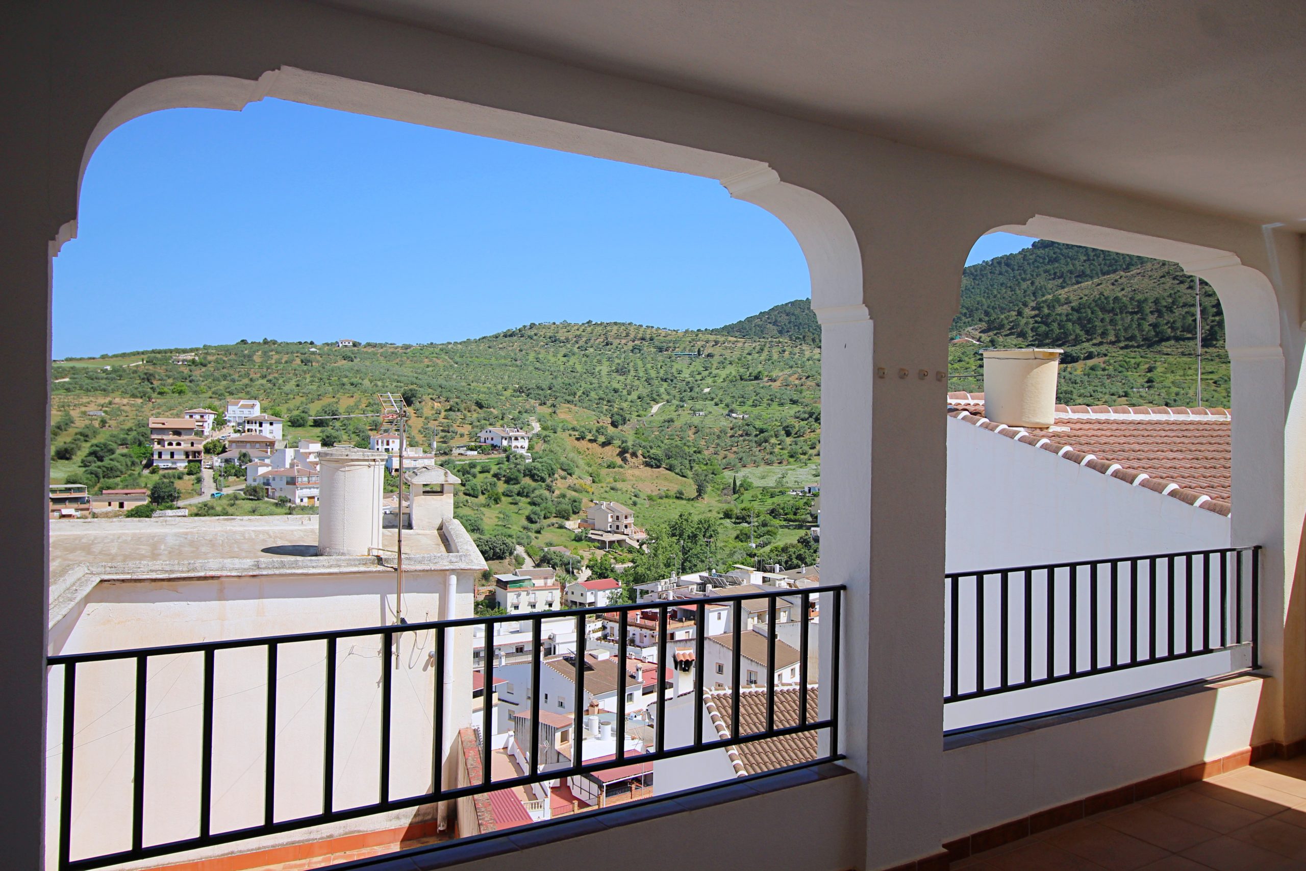 Casa-Adosada for sale in Tolox, Malaga