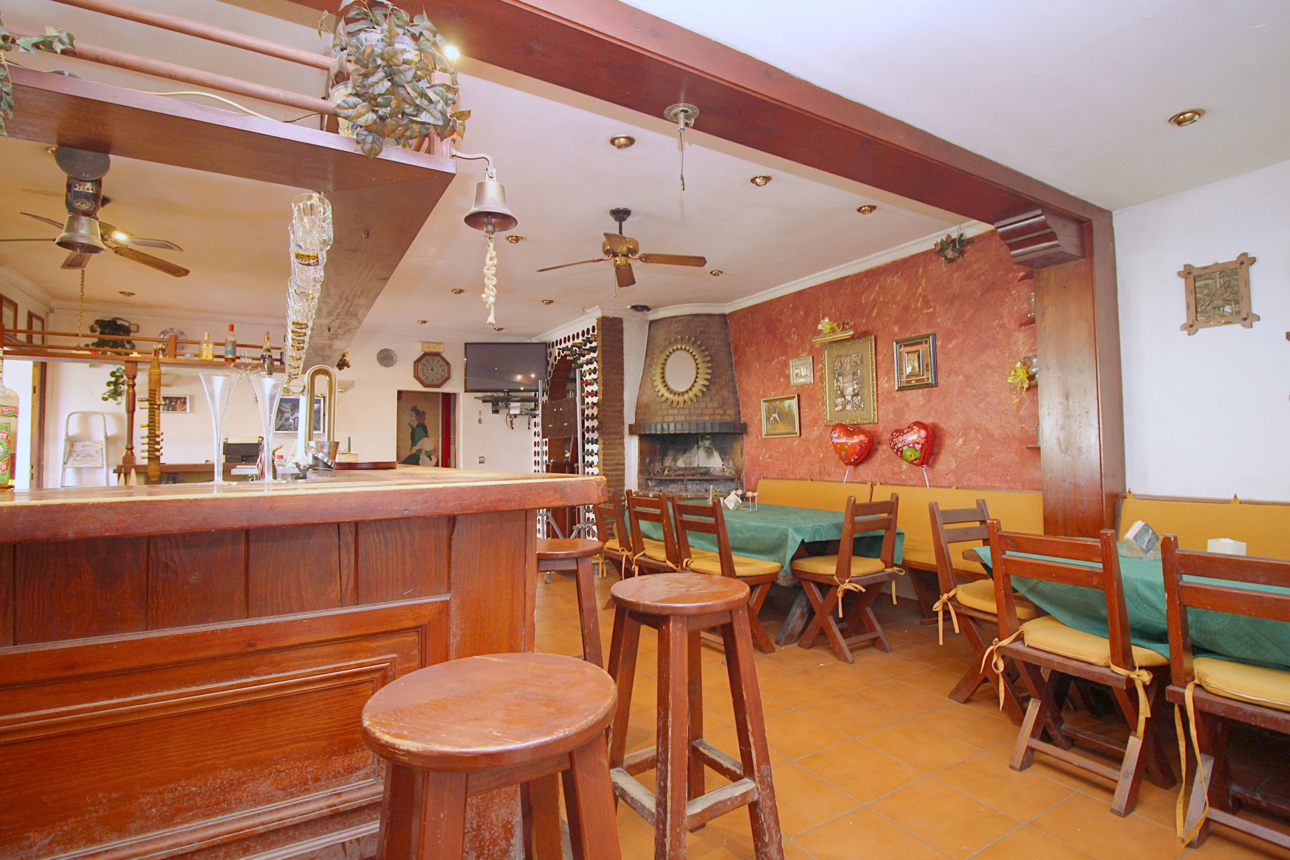 Comercial for sale in Marbesa-Marbella, Malaga