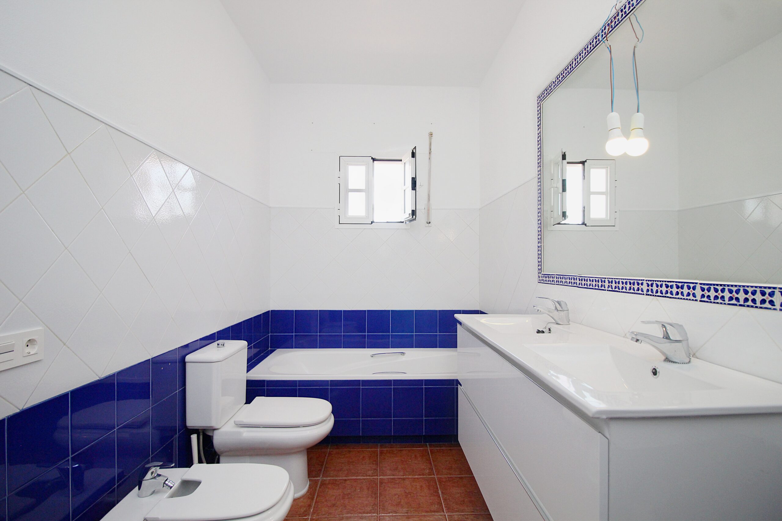 Villa for sale in Coin, Malaga