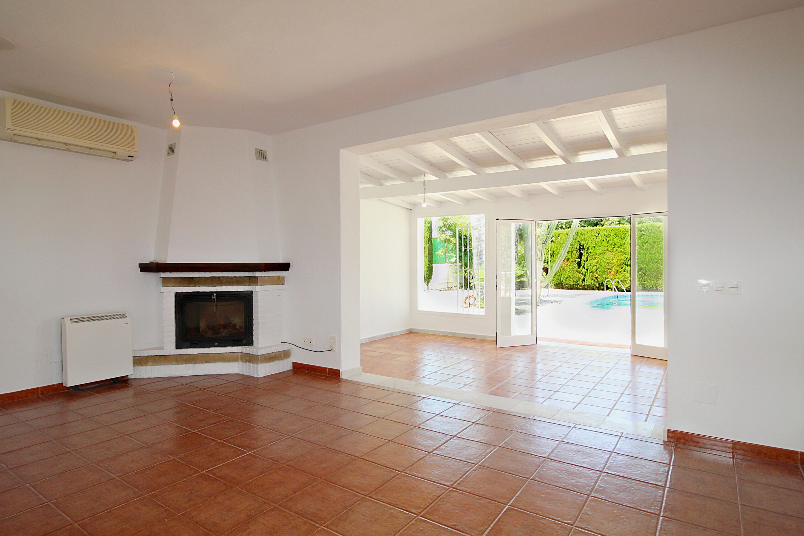 Villa for sale in Coin, Malaga