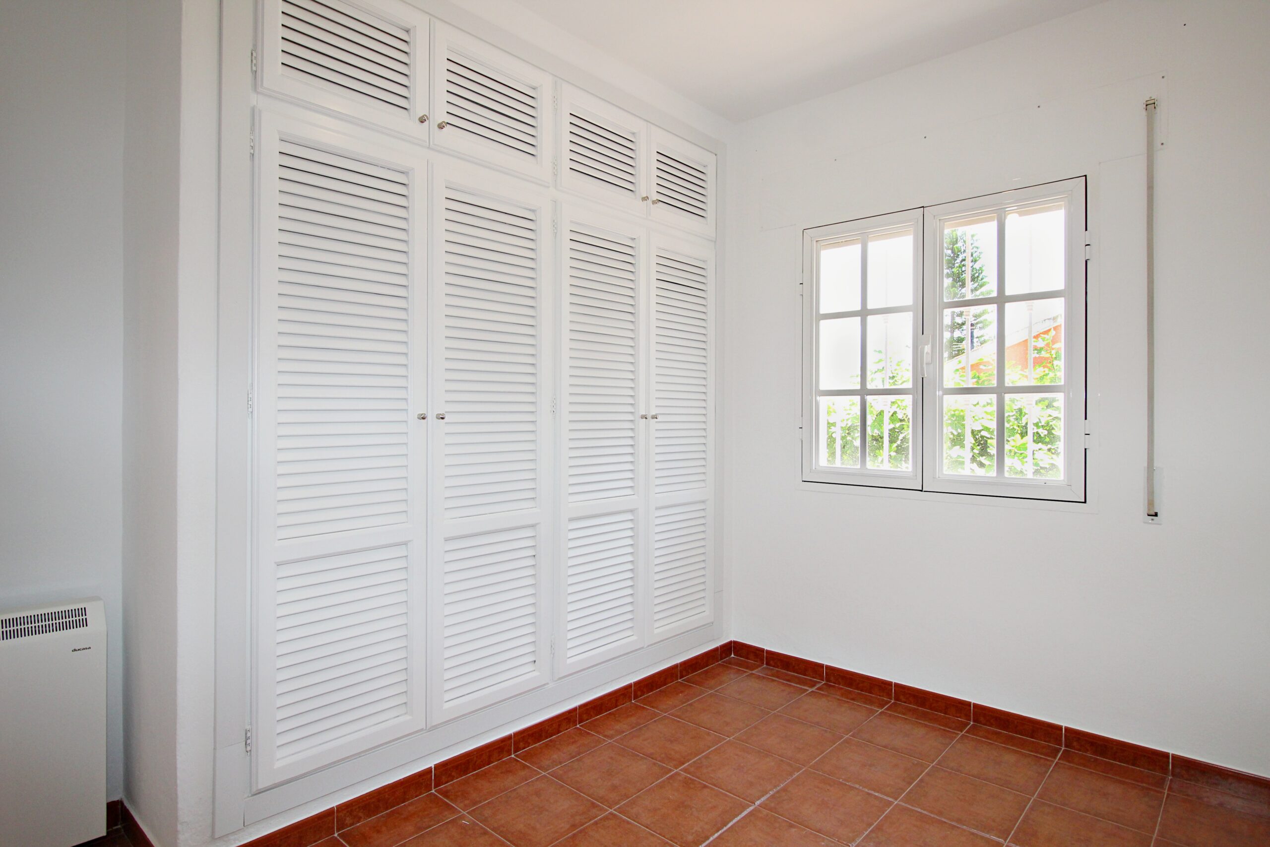 Villa for sale in Coin, Malaga