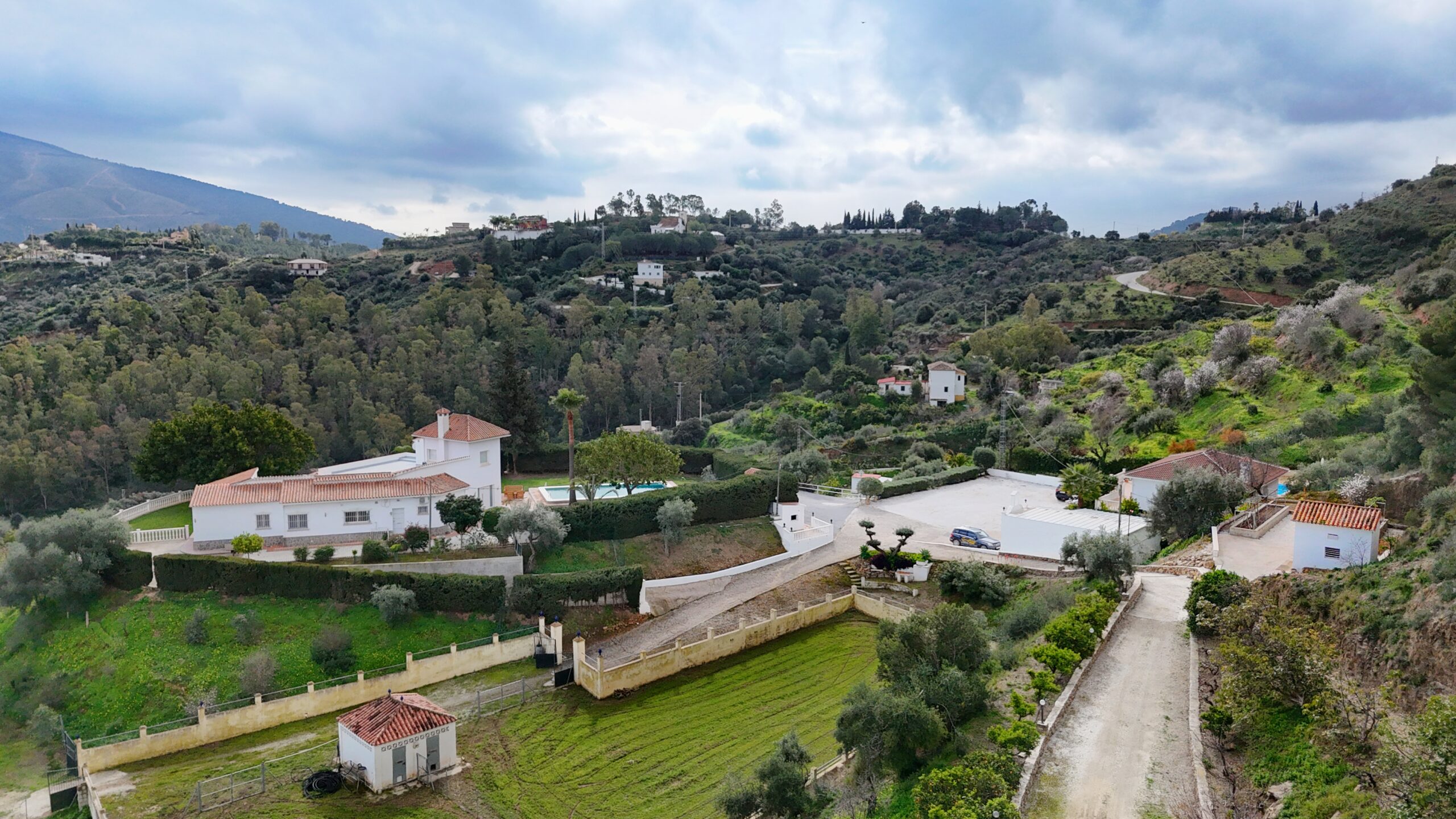 Cortijo for sale in Coin, Malaga