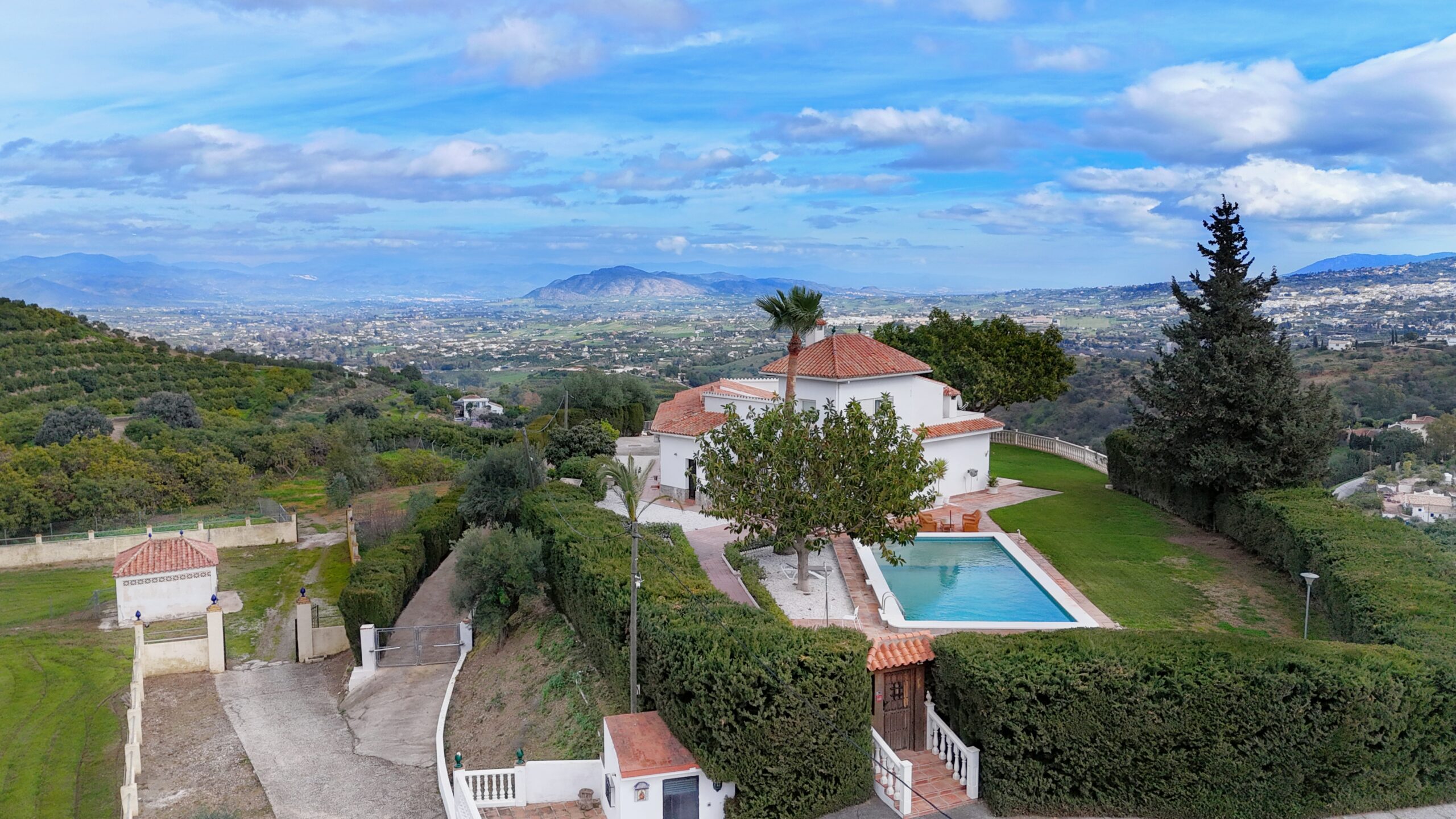 Cortijo for sale in Coin, Malaga