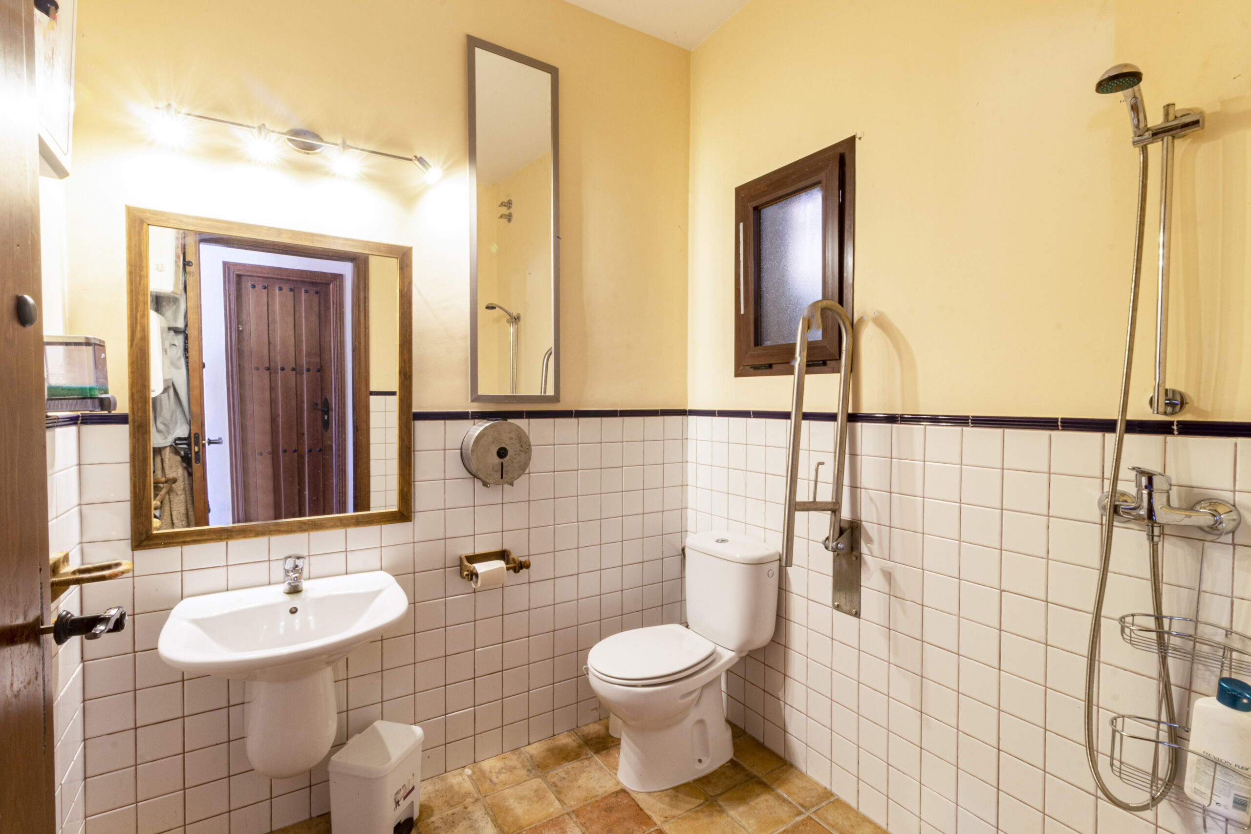 Finca for sale in Guaro, Malaga